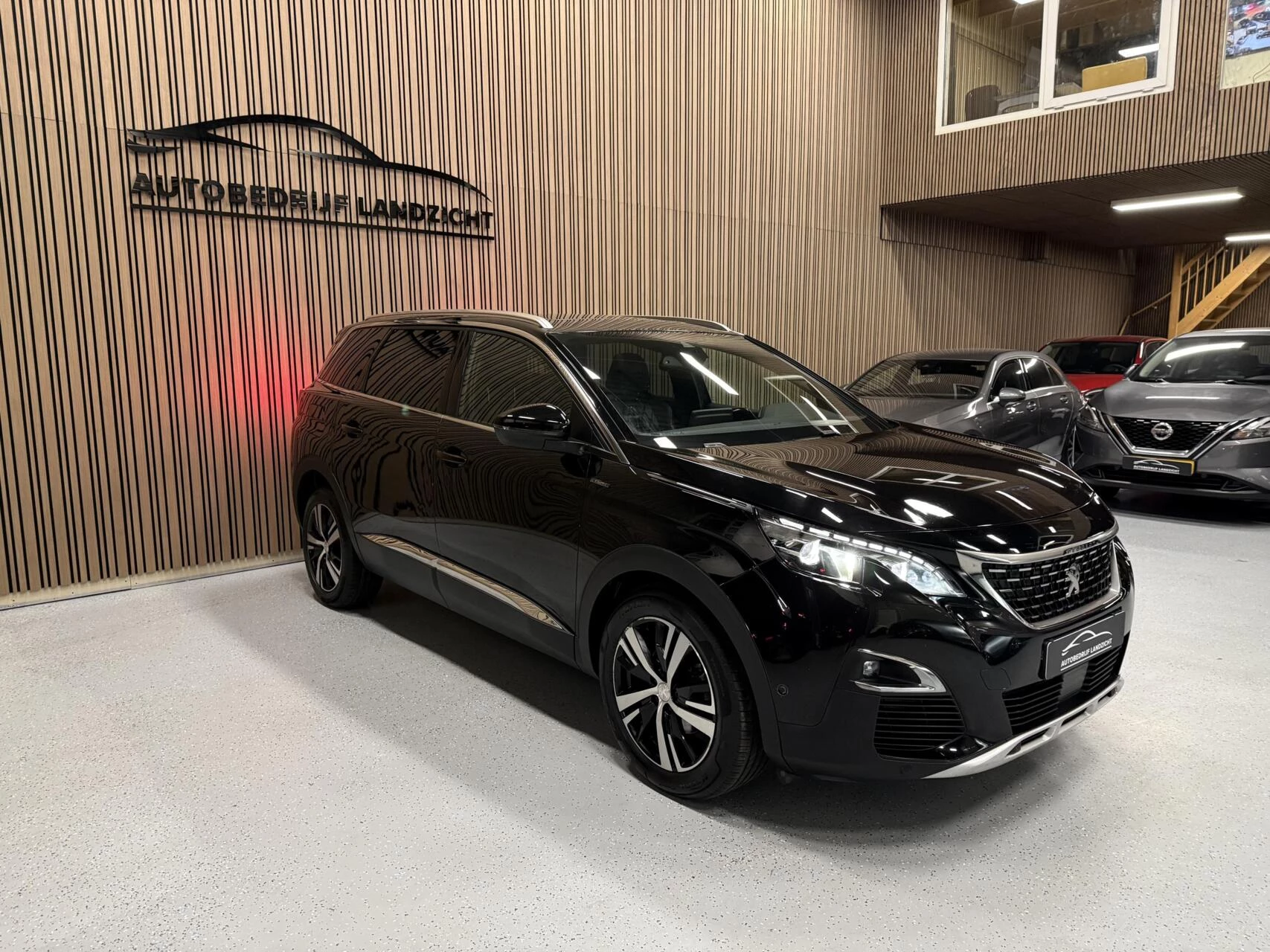 Hoofdafbeelding Peugeot 5008