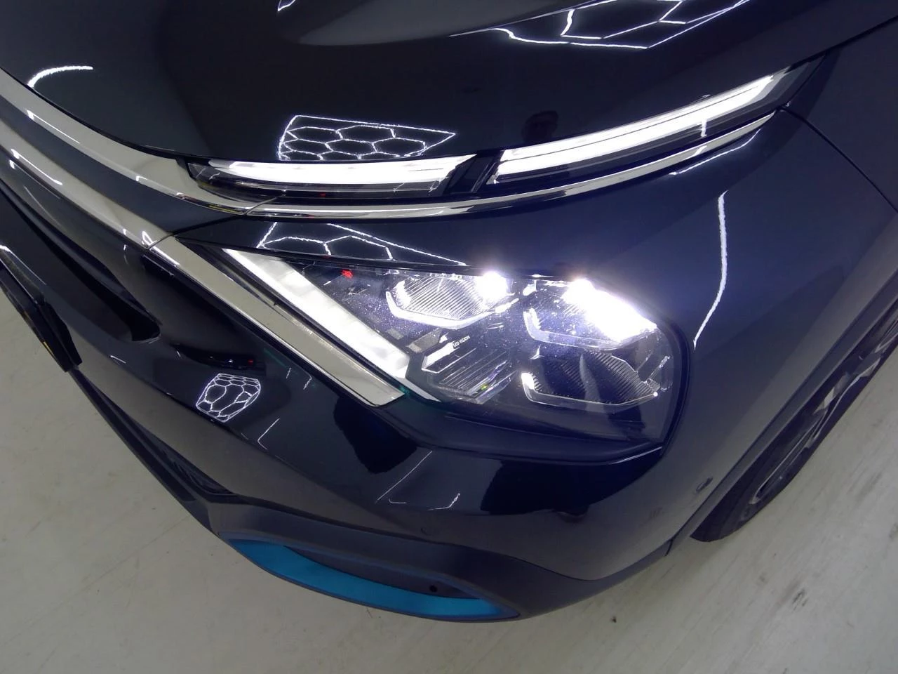 Hoofdafbeelding Citroën ë-C4