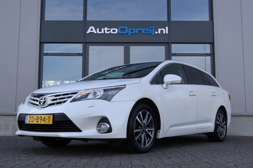Hoofdafbeelding Toyota Avensis