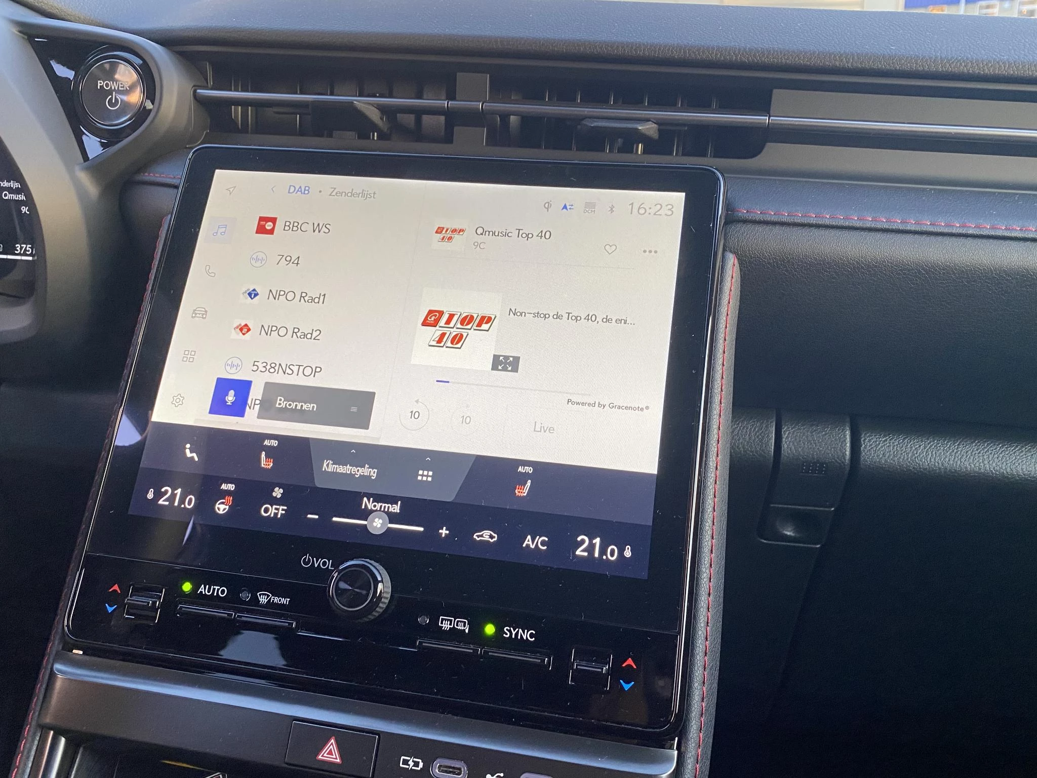 Hoofdafbeelding Lexus LBX