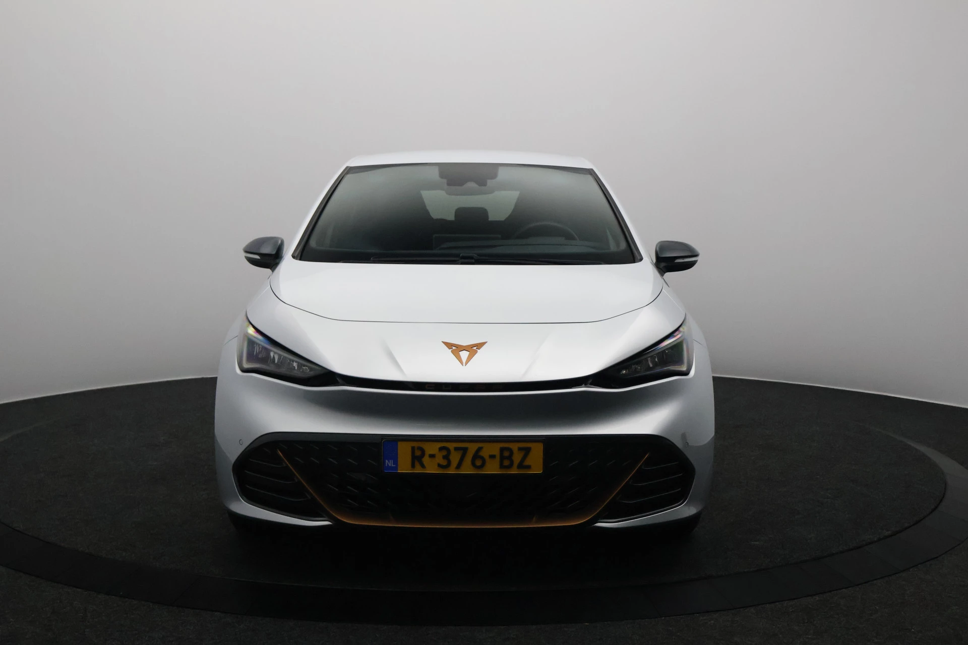 Hoofdafbeelding CUPRA Born