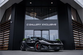 Hoofdafbeelding Ferrari 812 GTS Ferrari 812 GTS 6.5 V12 HELE - Lift | 360 Camera | Memory | Stoelverwarming