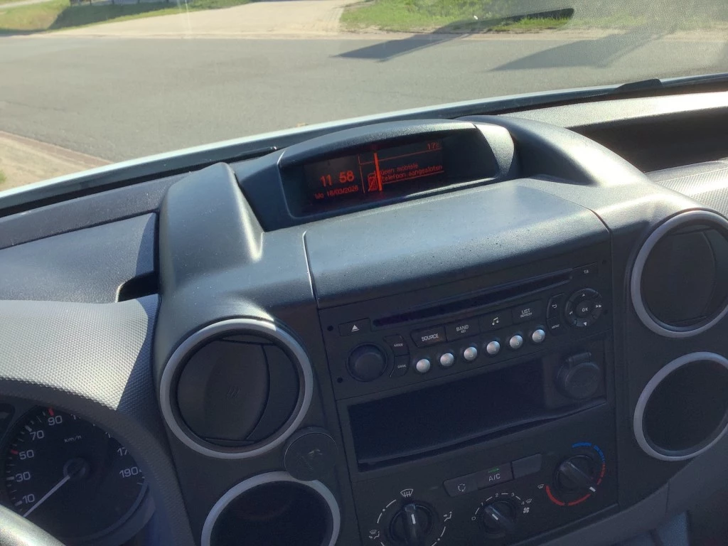 Hoofdafbeelding Peugeot Partner