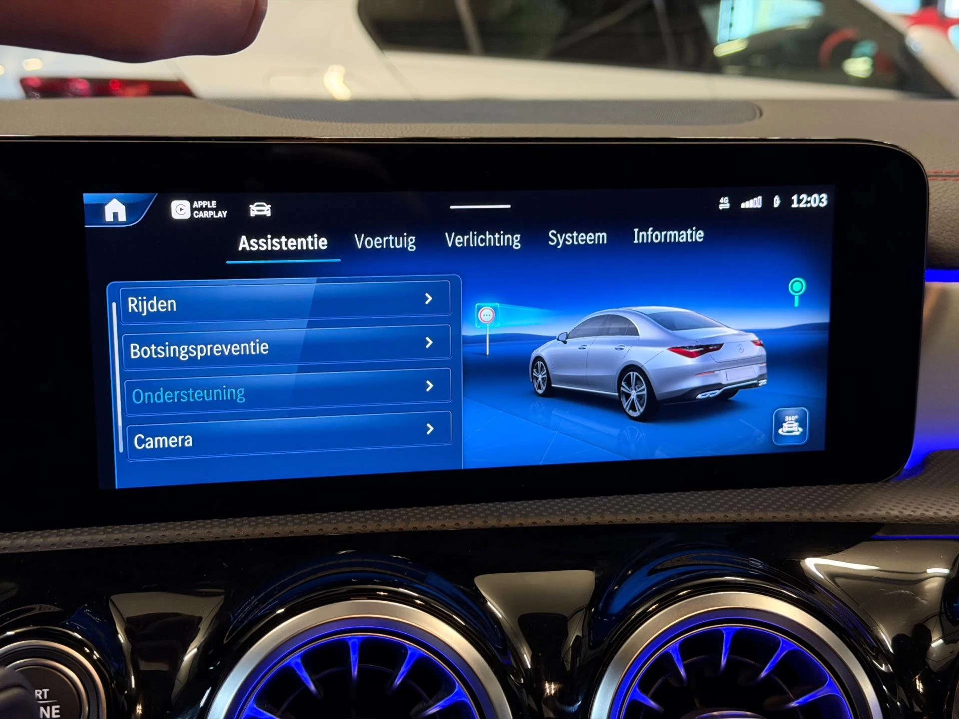 Hoofdafbeelding Mercedes-Benz CLA