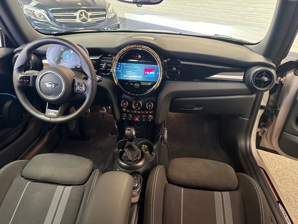 Hoofdafbeelding MINI Cooper