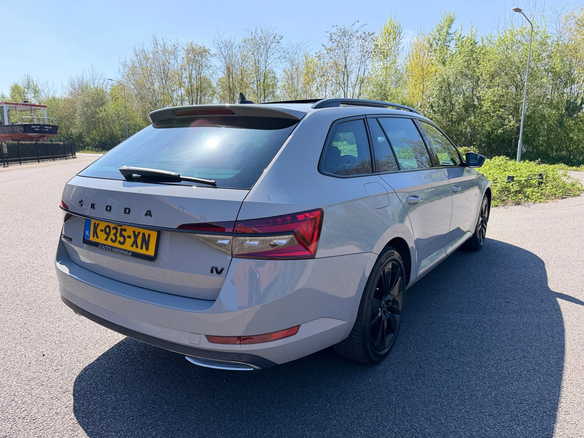 Hoofdafbeelding Škoda Superb