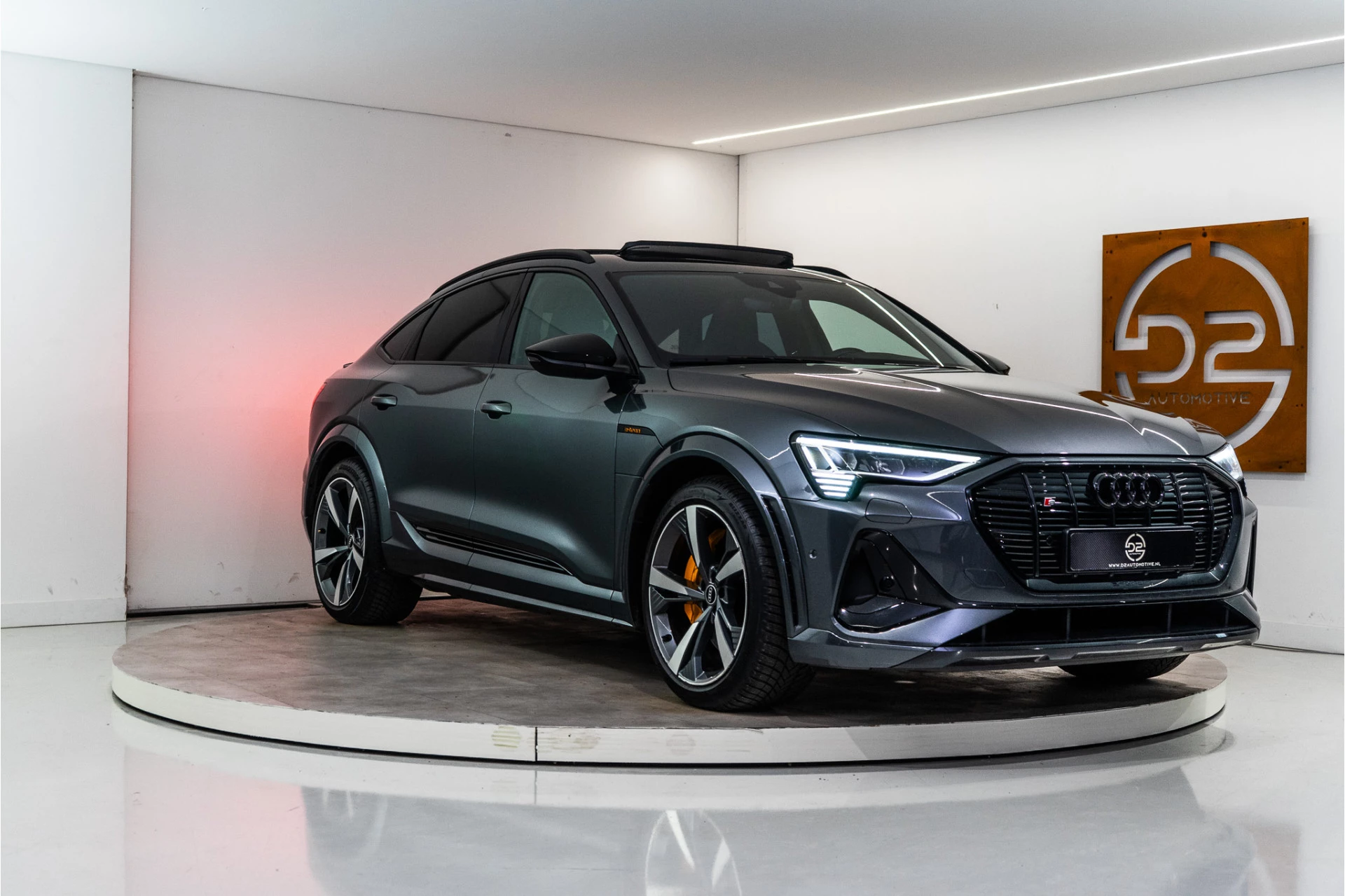 Hoofdafbeelding Audi e-tron
