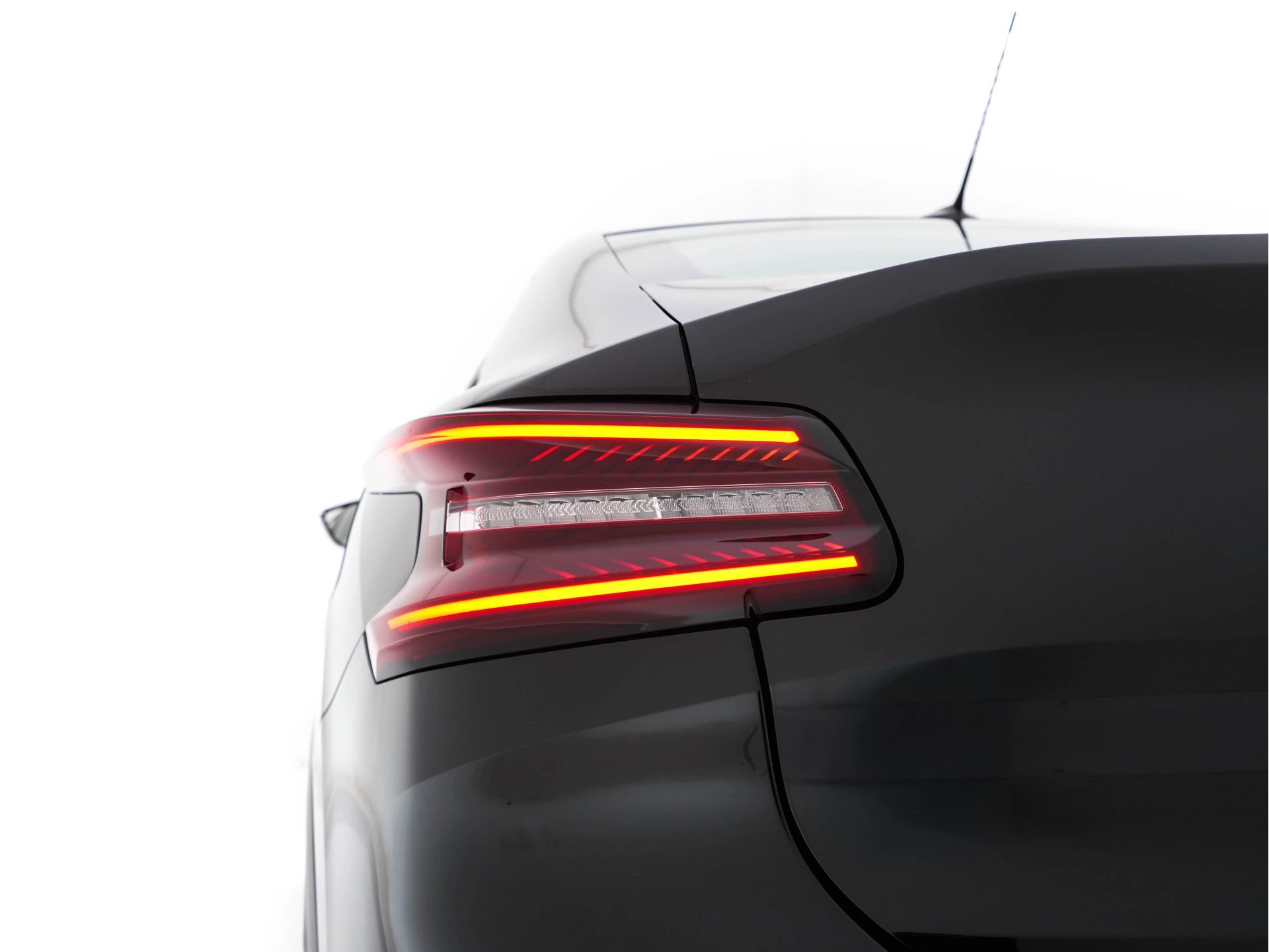 Hoofdafbeelding Citroën ë-C4 X