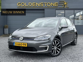 Volkswagen e-Golf e-Golf 1e Eigenaar,SOH % 84.64,Navi,Camera,Draadloos Opladen,Dealer Onderhouden,Clima,Adaptief Cruise,Carplay,Lm velgen,Apk tot 04-2027