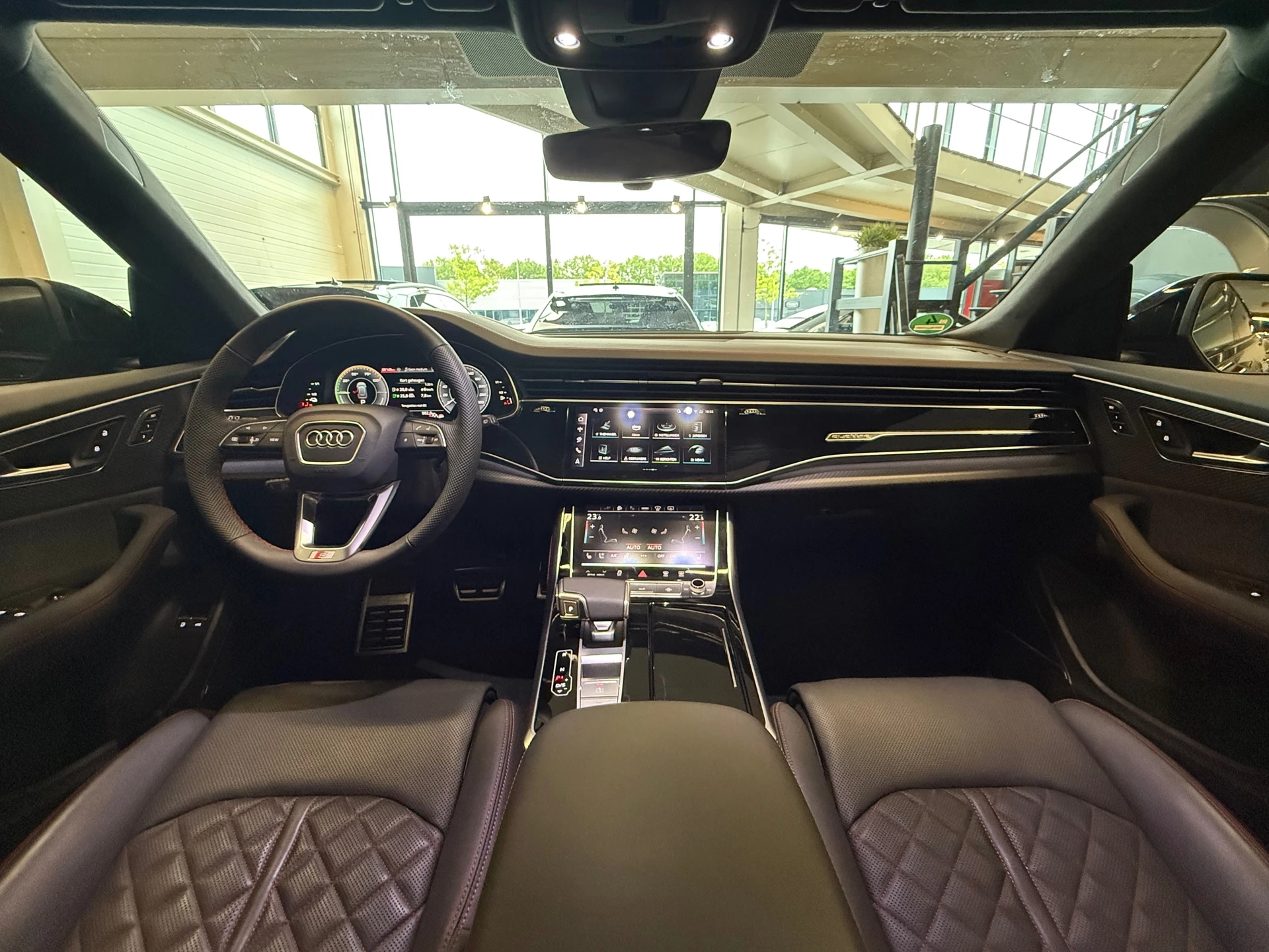 Hoofdafbeelding Audi Q8