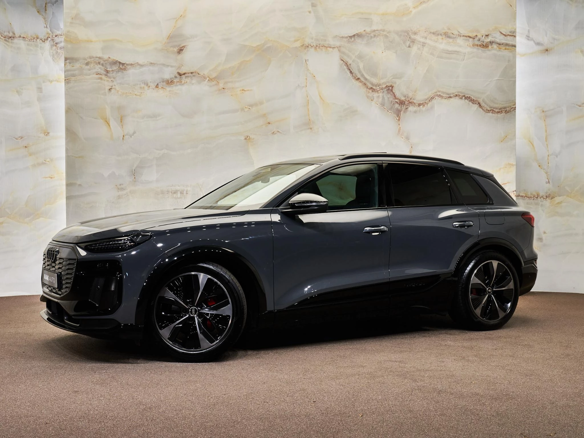 Hoofdafbeelding Audi Q6 e-tron