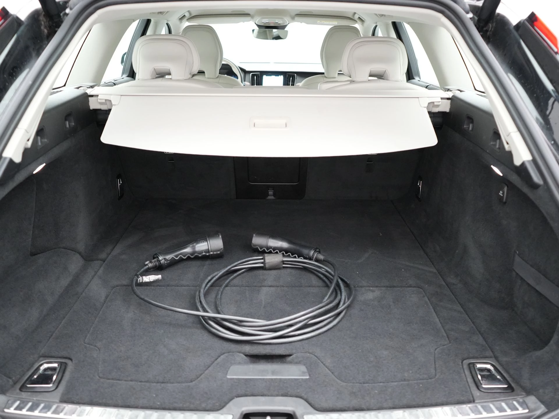 Hoofdafbeelding Volvo V90