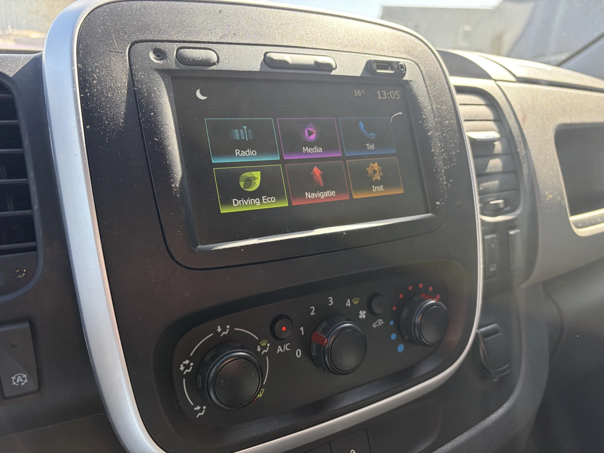 Hoofdafbeelding Nissan NV300