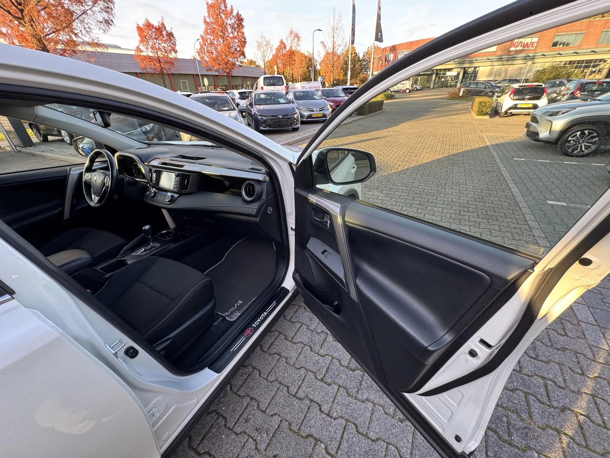 Hoofdafbeelding Toyota RAV4