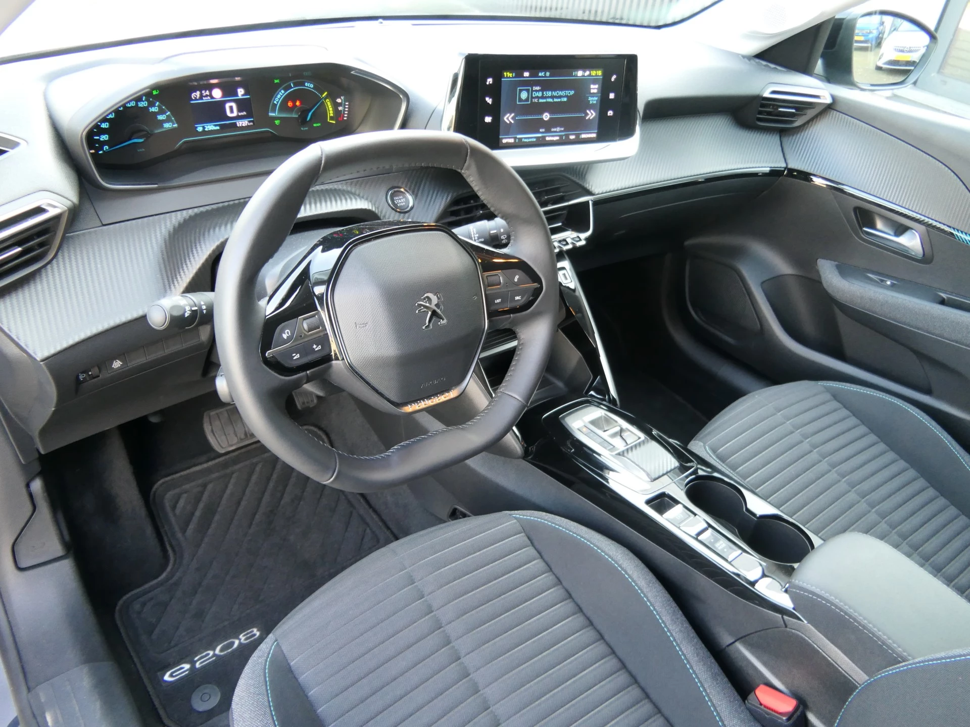 Hoofdafbeelding Peugeot e-208