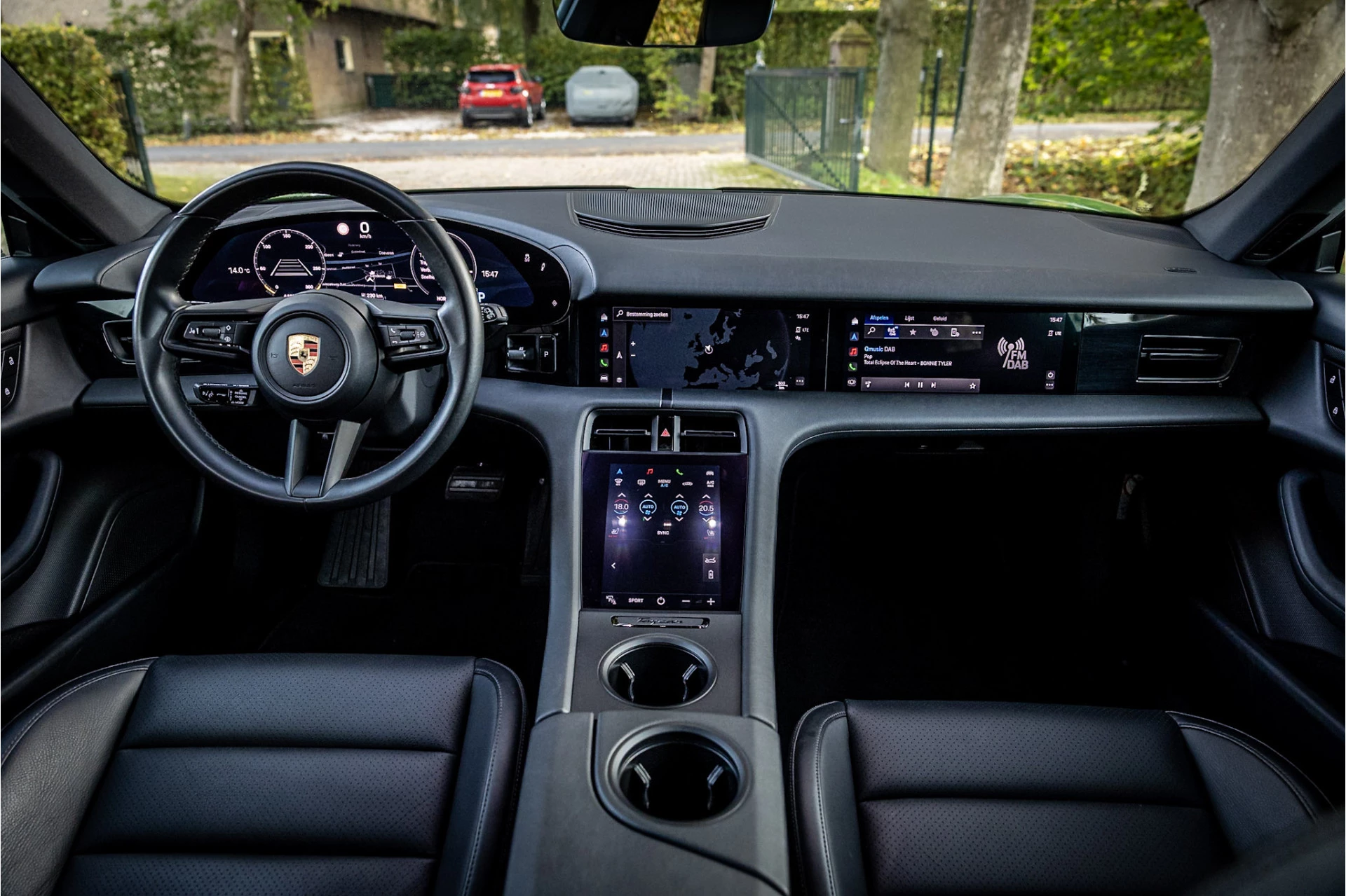 Hoofdafbeelding Porsche Taycan