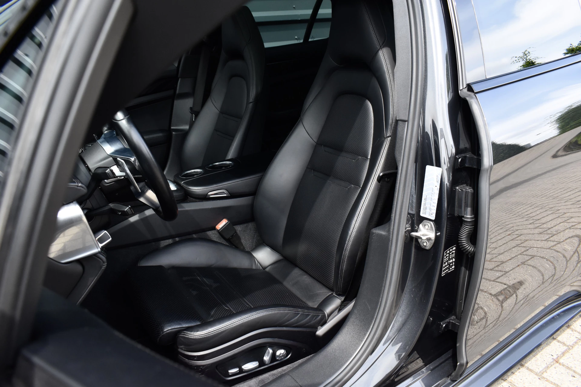 Hoofdafbeelding Porsche Panamera