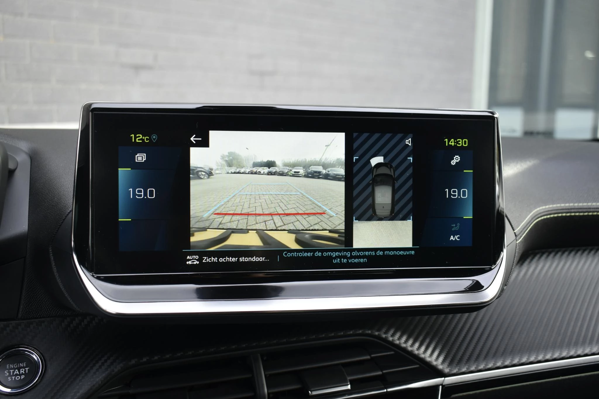 Hoofdafbeelding Peugeot e-208