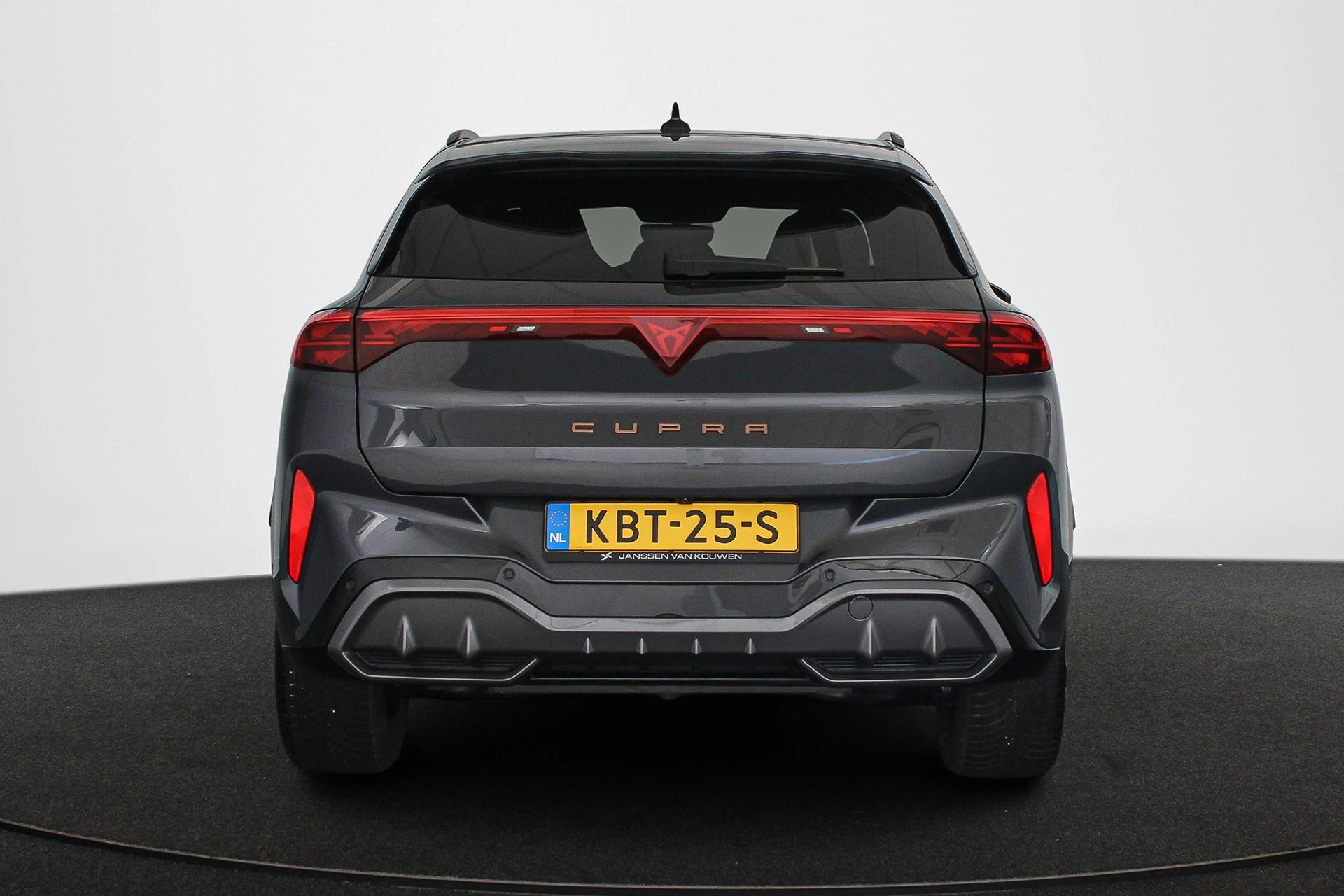 Hoofdafbeelding CUPRA Terramar