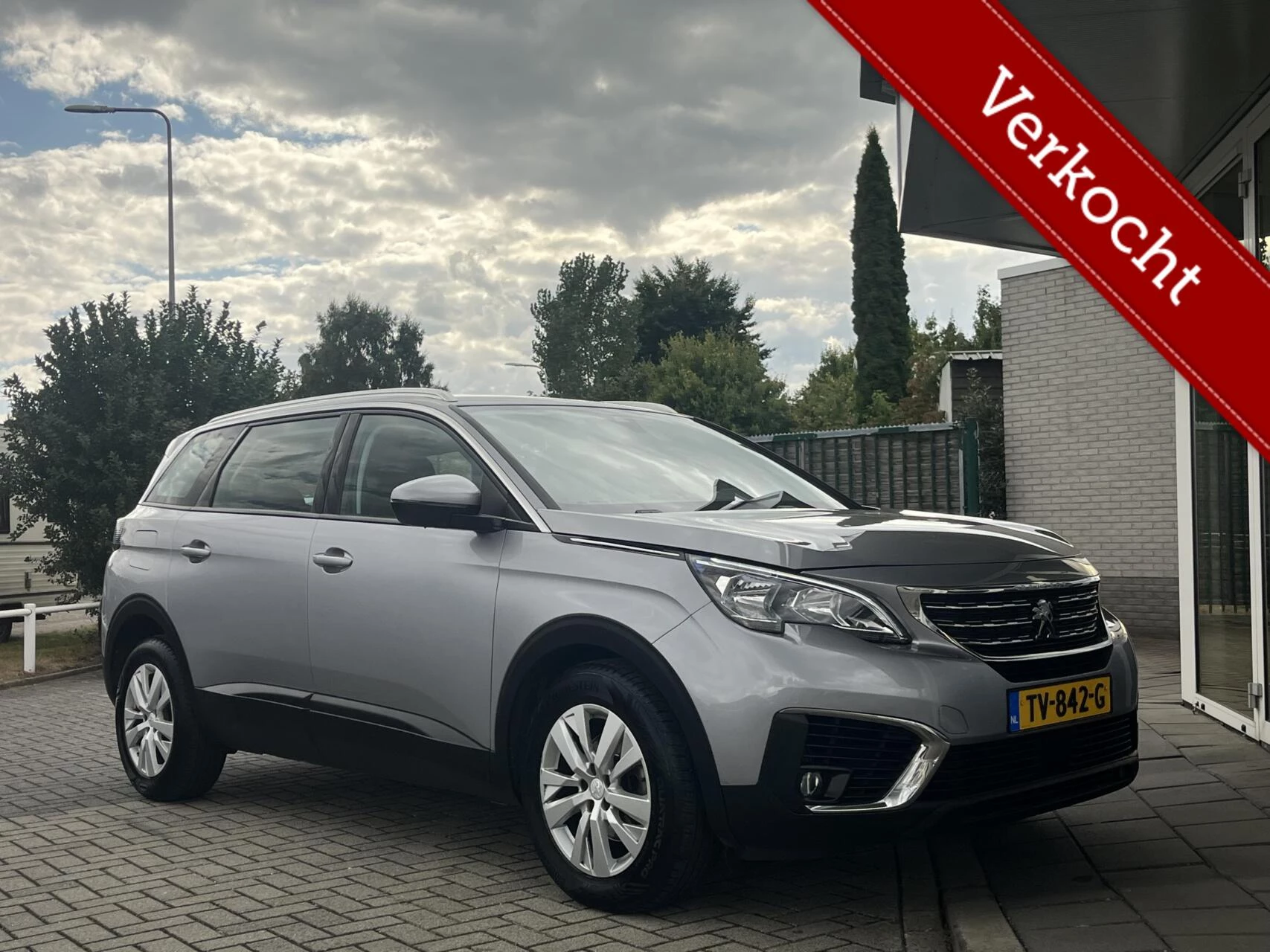 Hoofdafbeelding Peugeot 5008