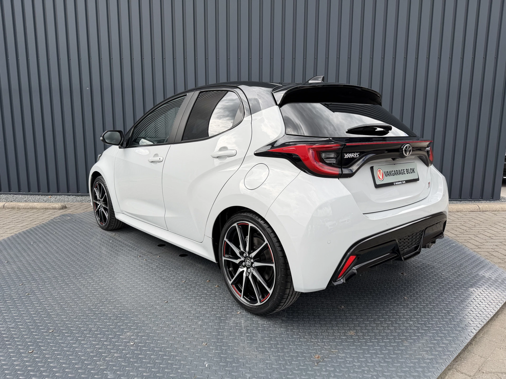 Hoofdafbeelding Toyota Yaris
