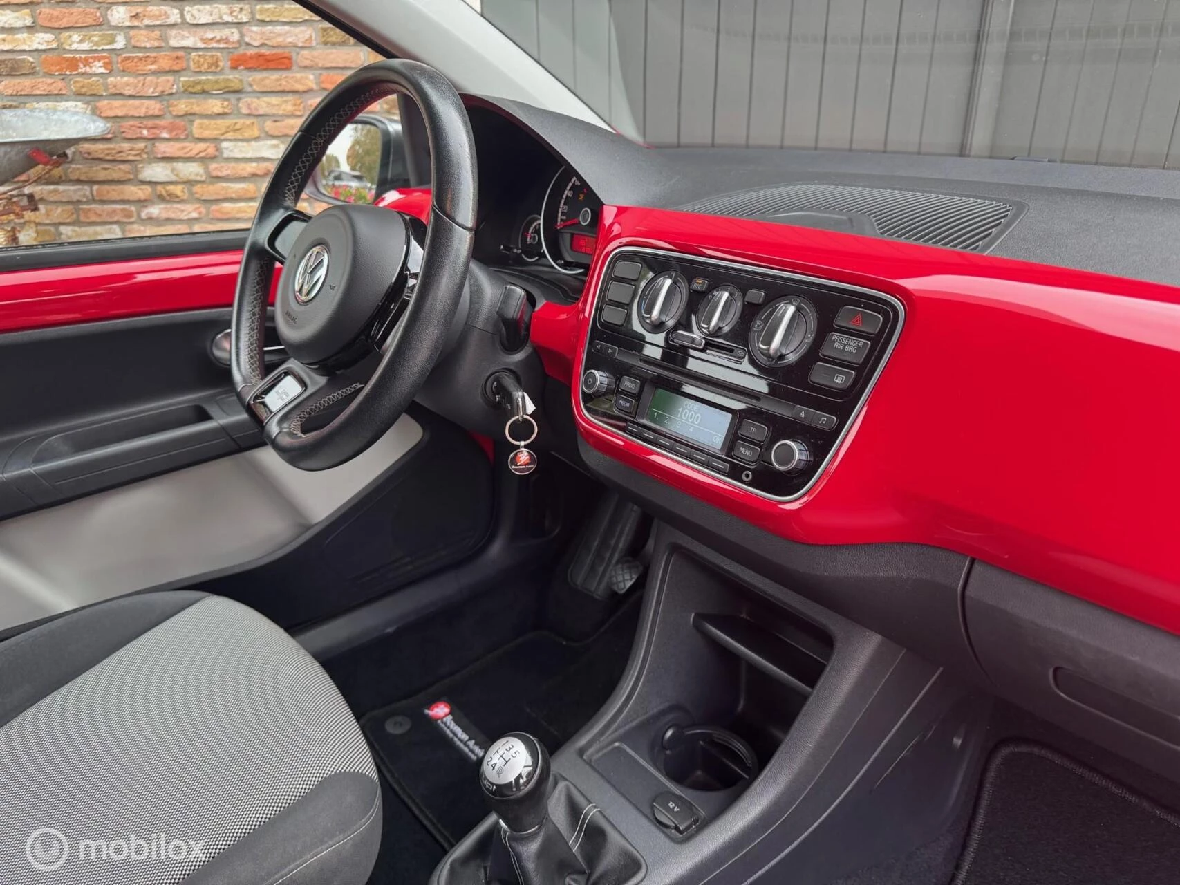 Hoofdafbeelding Volkswagen up!