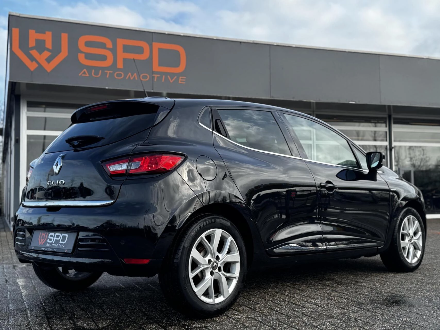 Hoofdafbeelding Renault Clio