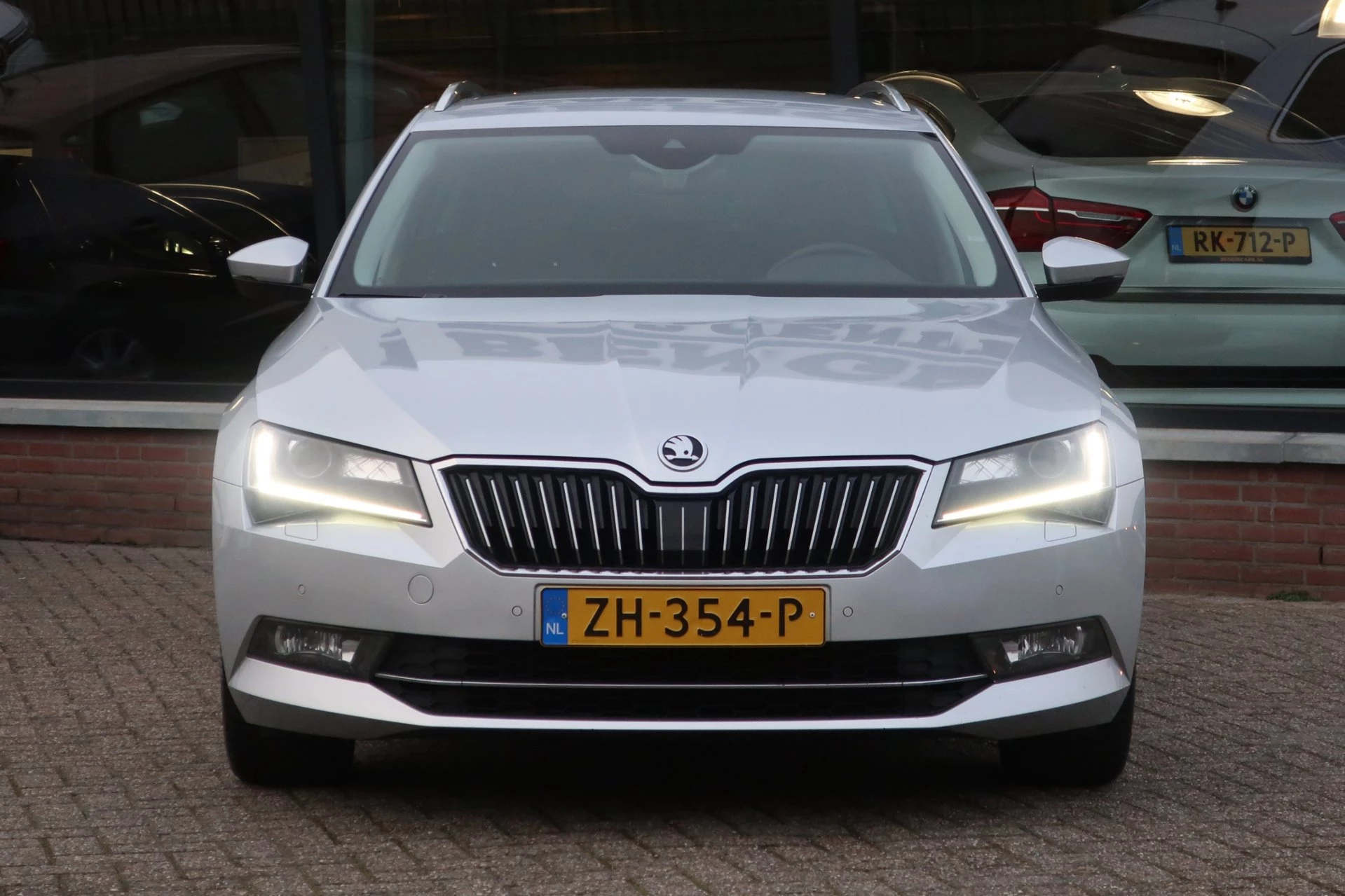 Hoofdafbeelding Škoda Superb
