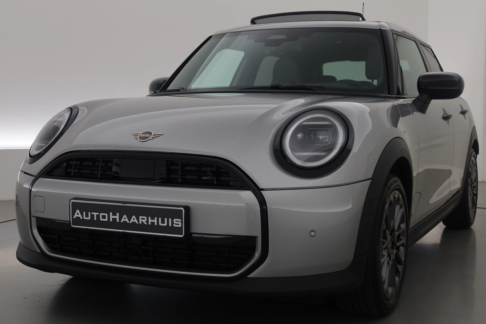 Hoofdafbeelding MINI 5-deurs