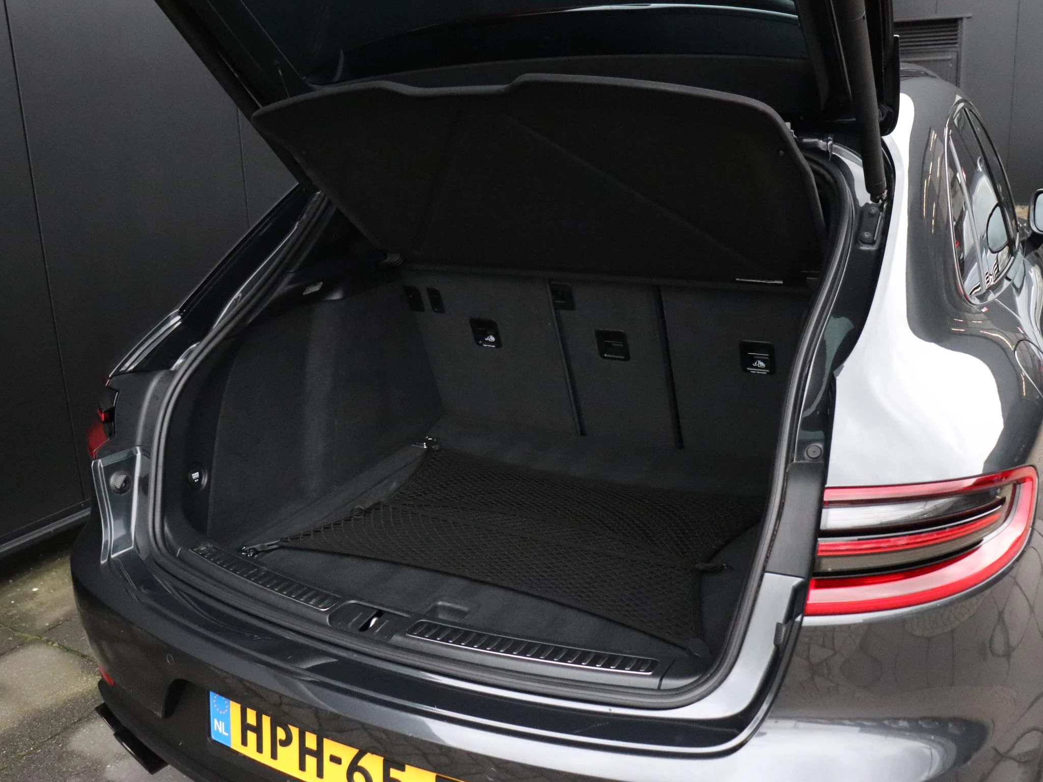 Hoofdafbeelding Porsche Macan