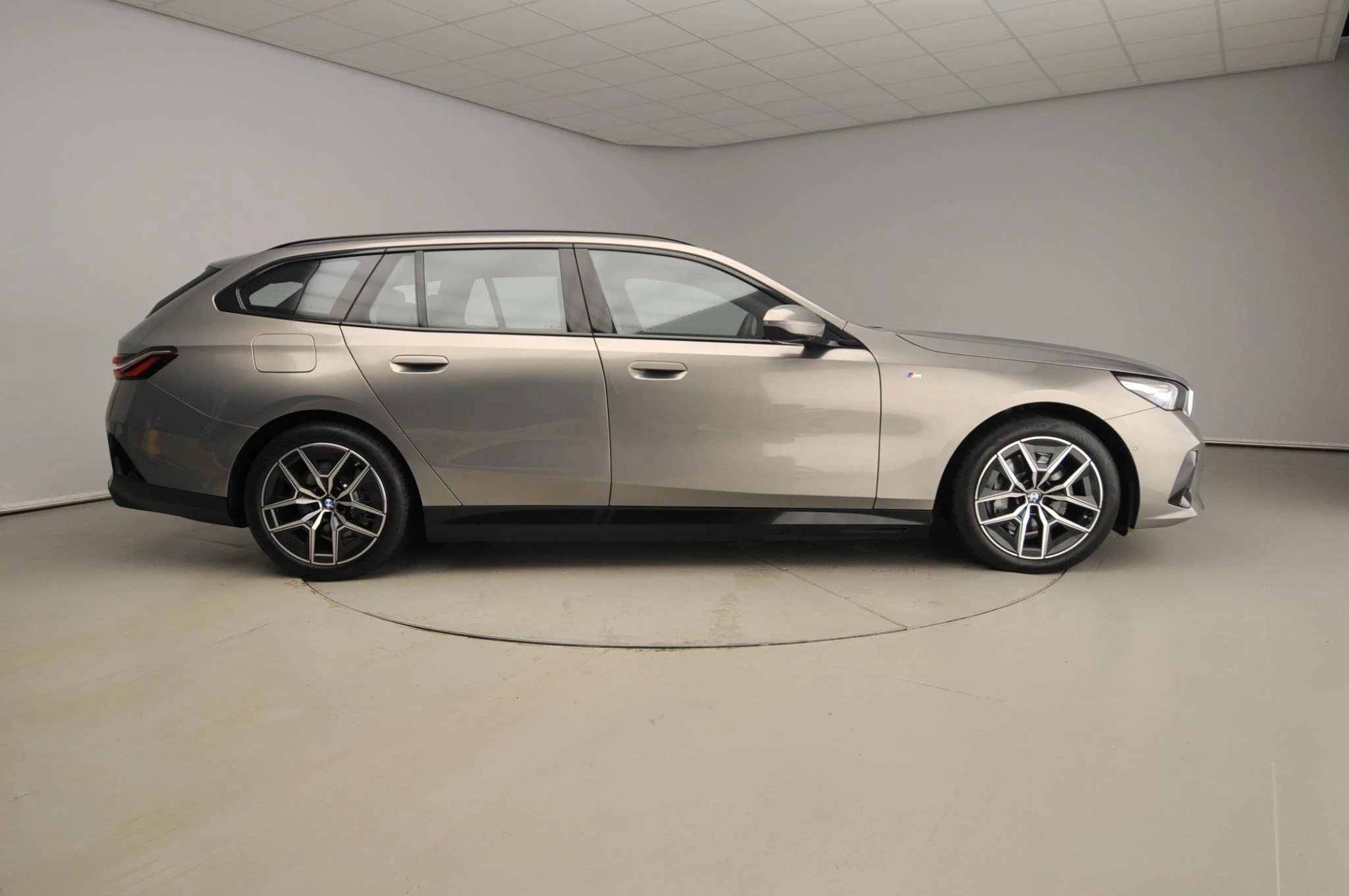 Hoofdafbeelding BMW i5