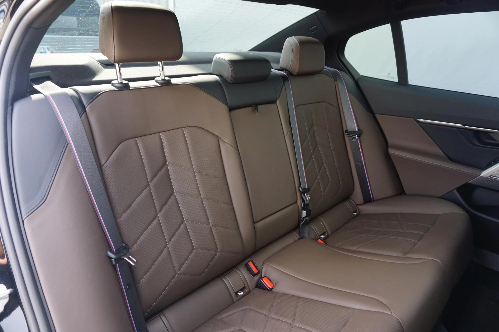 Hoofdafbeelding BMW i5
