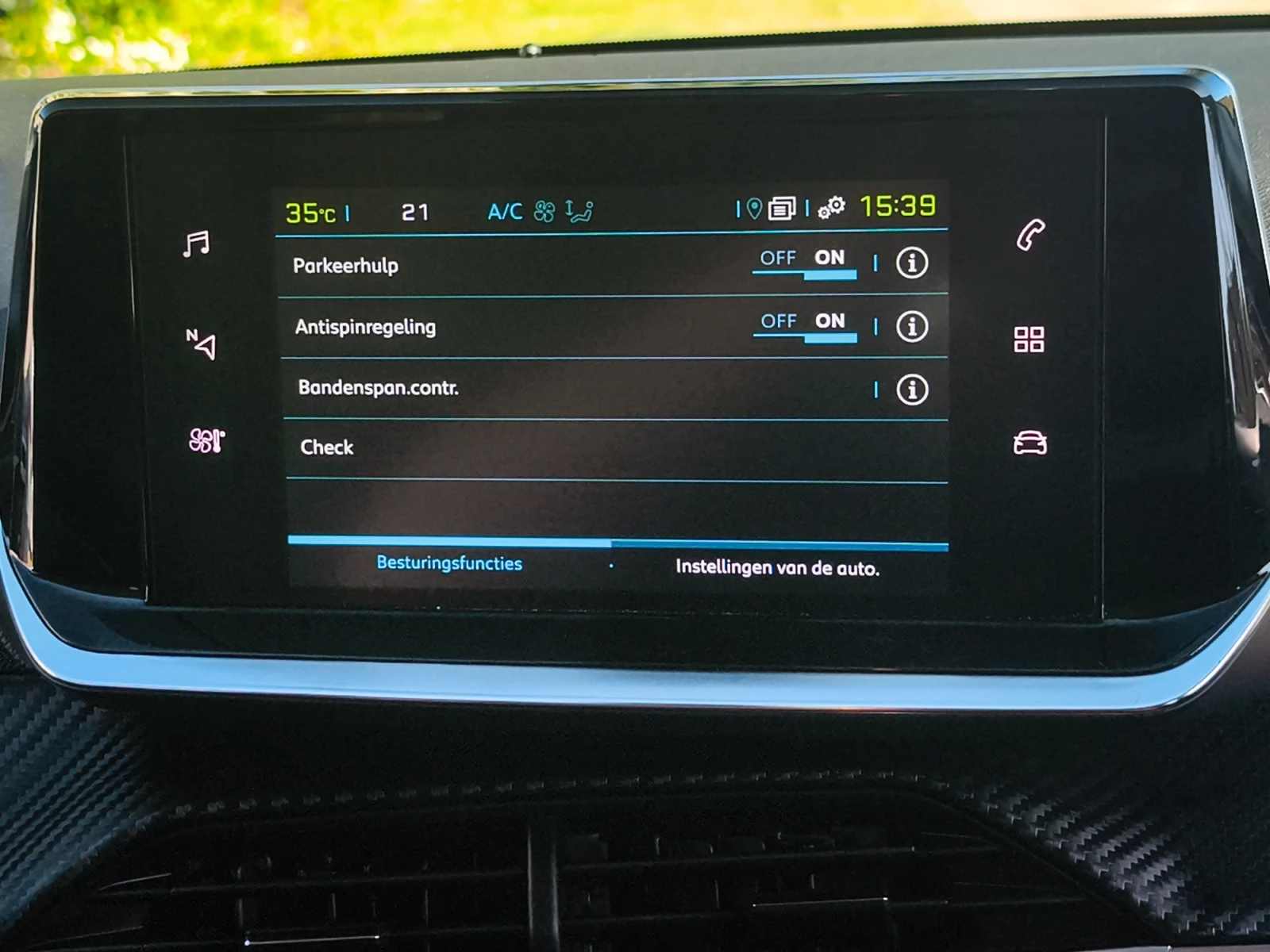 Hoofdafbeelding Peugeot e-208