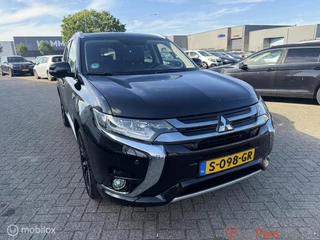 Mitsubishi Outlander 2.0 PHEV instyle+