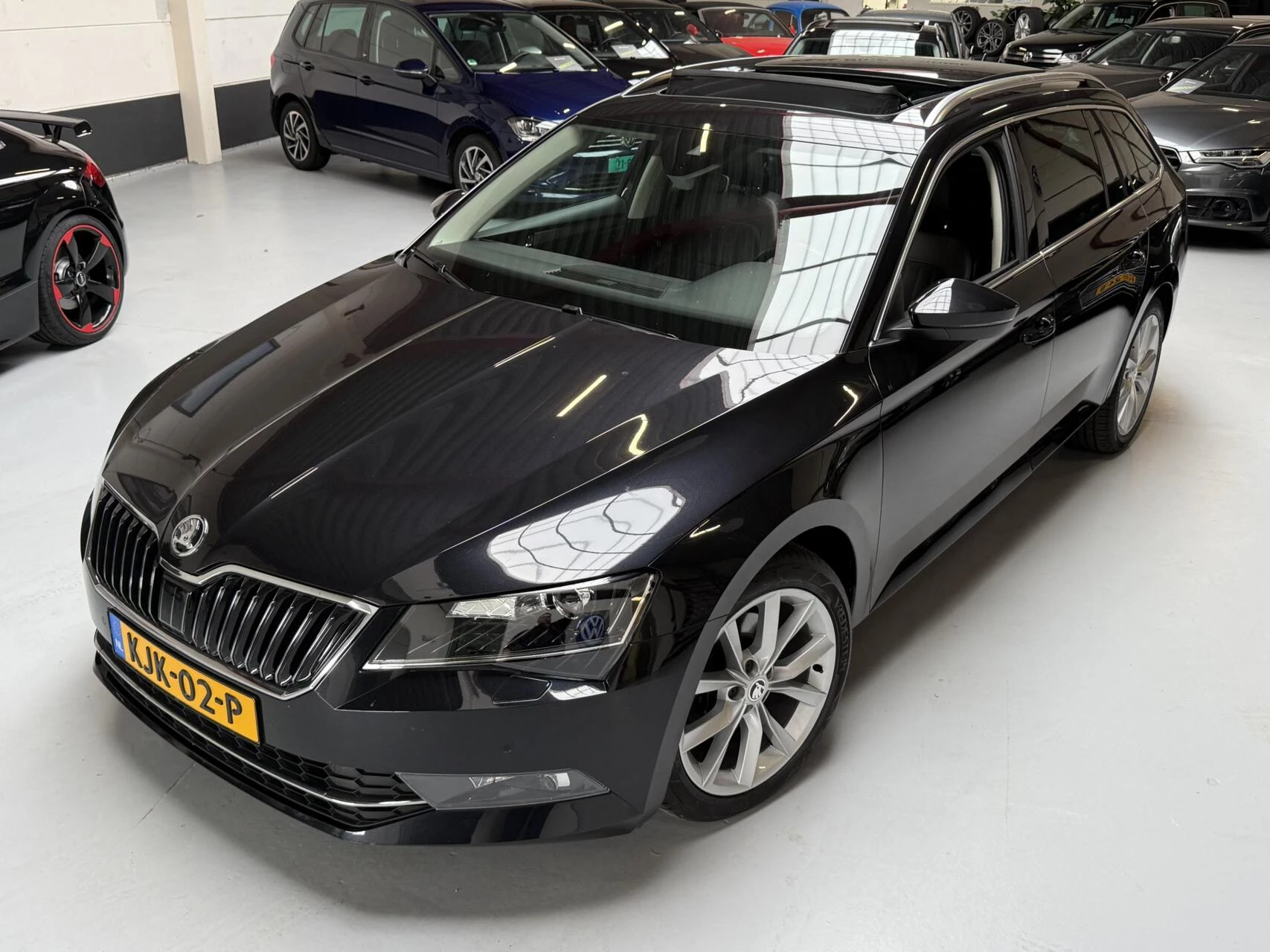 Hoofdafbeelding Škoda Superb