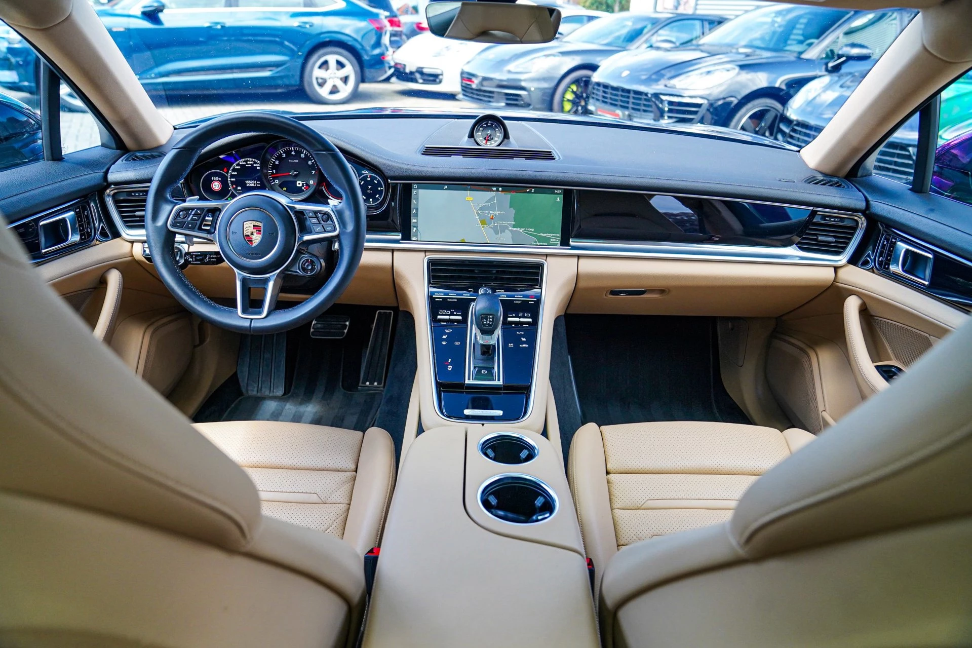 Hoofdafbeelding Porsche Panamera