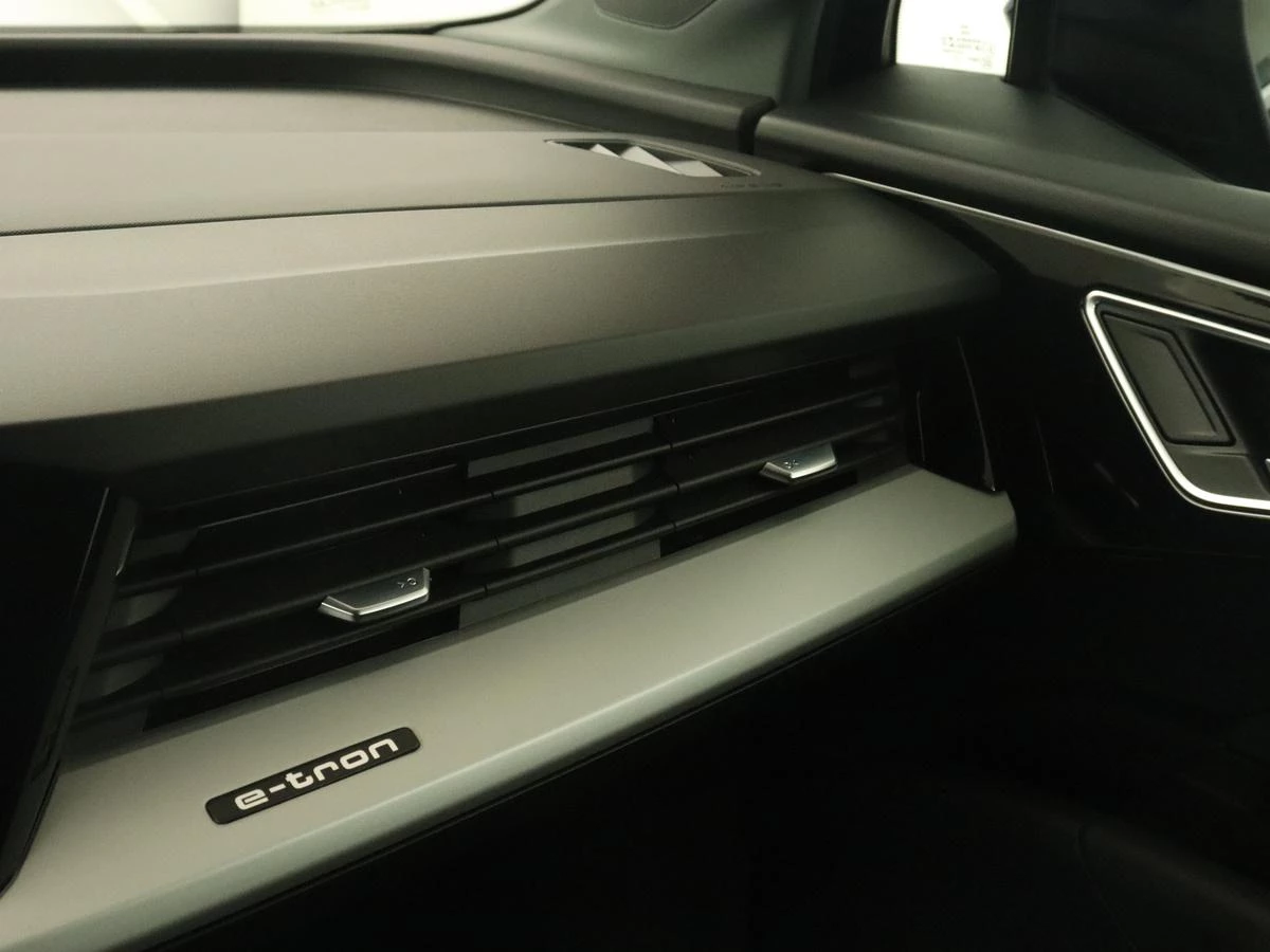 Hoofdafbeelding Audi Q4 e-tron