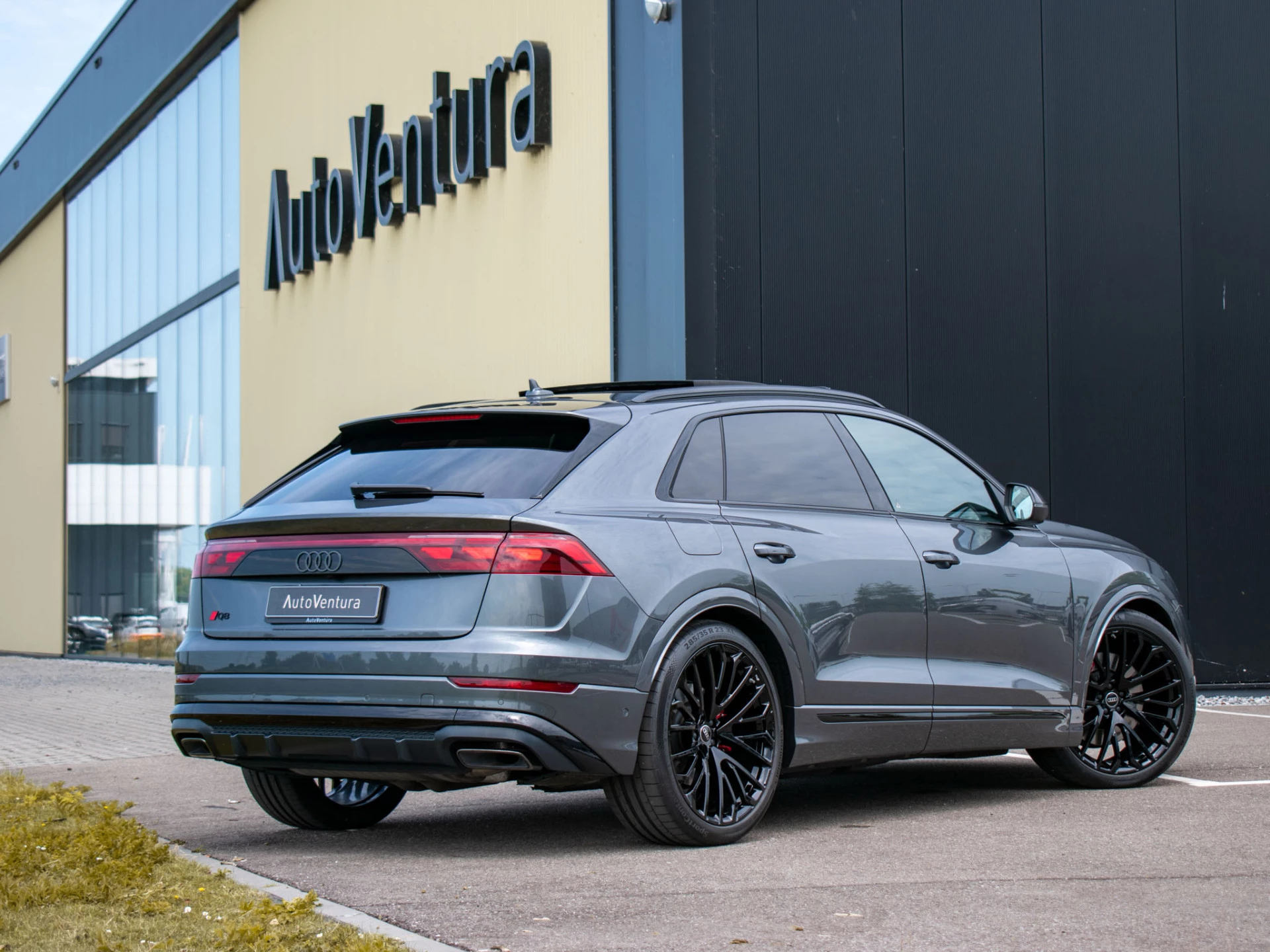 Hoofdafbeelding Audi Q8