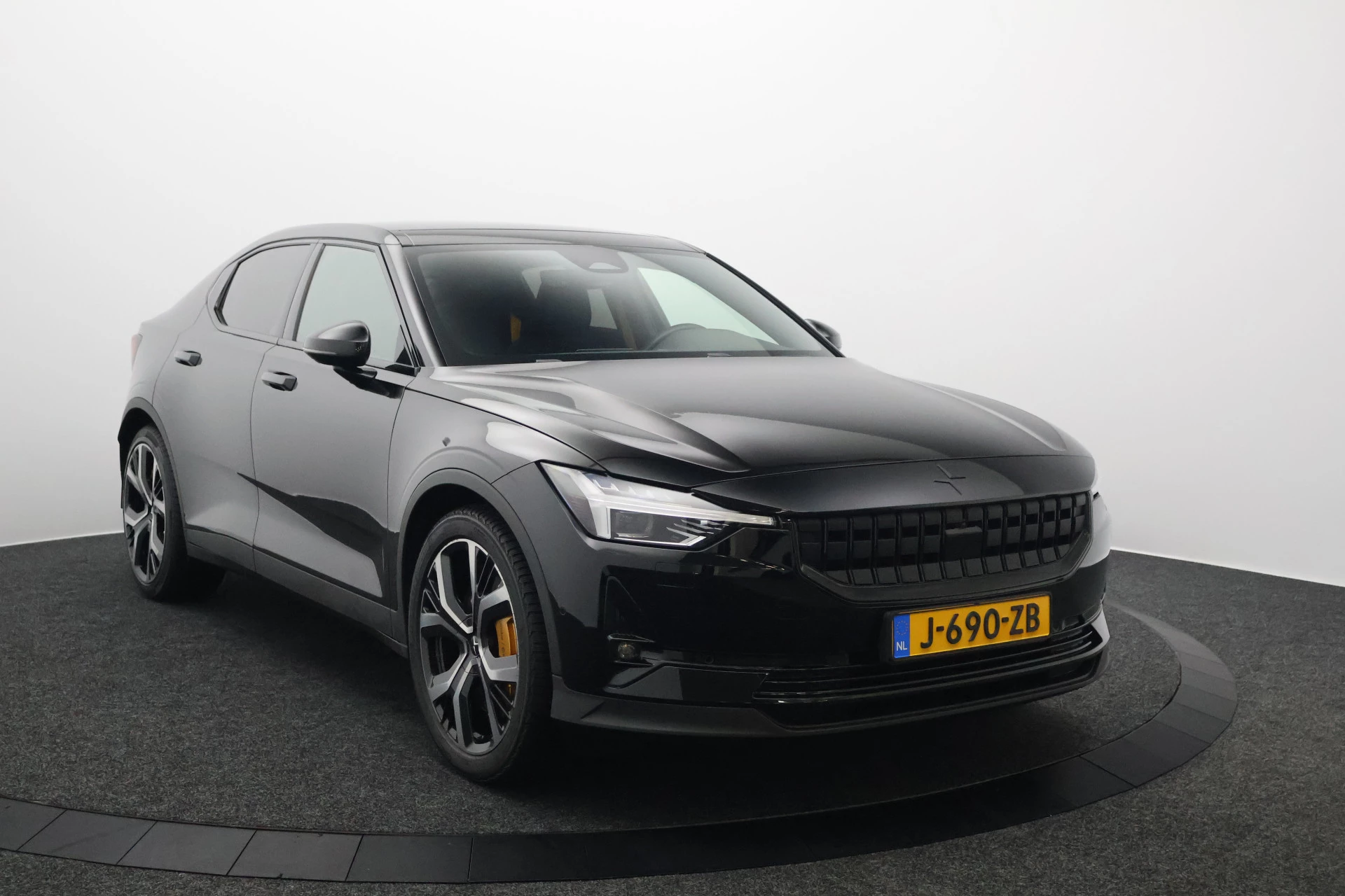 Hoofdafbeelding Polestar 2