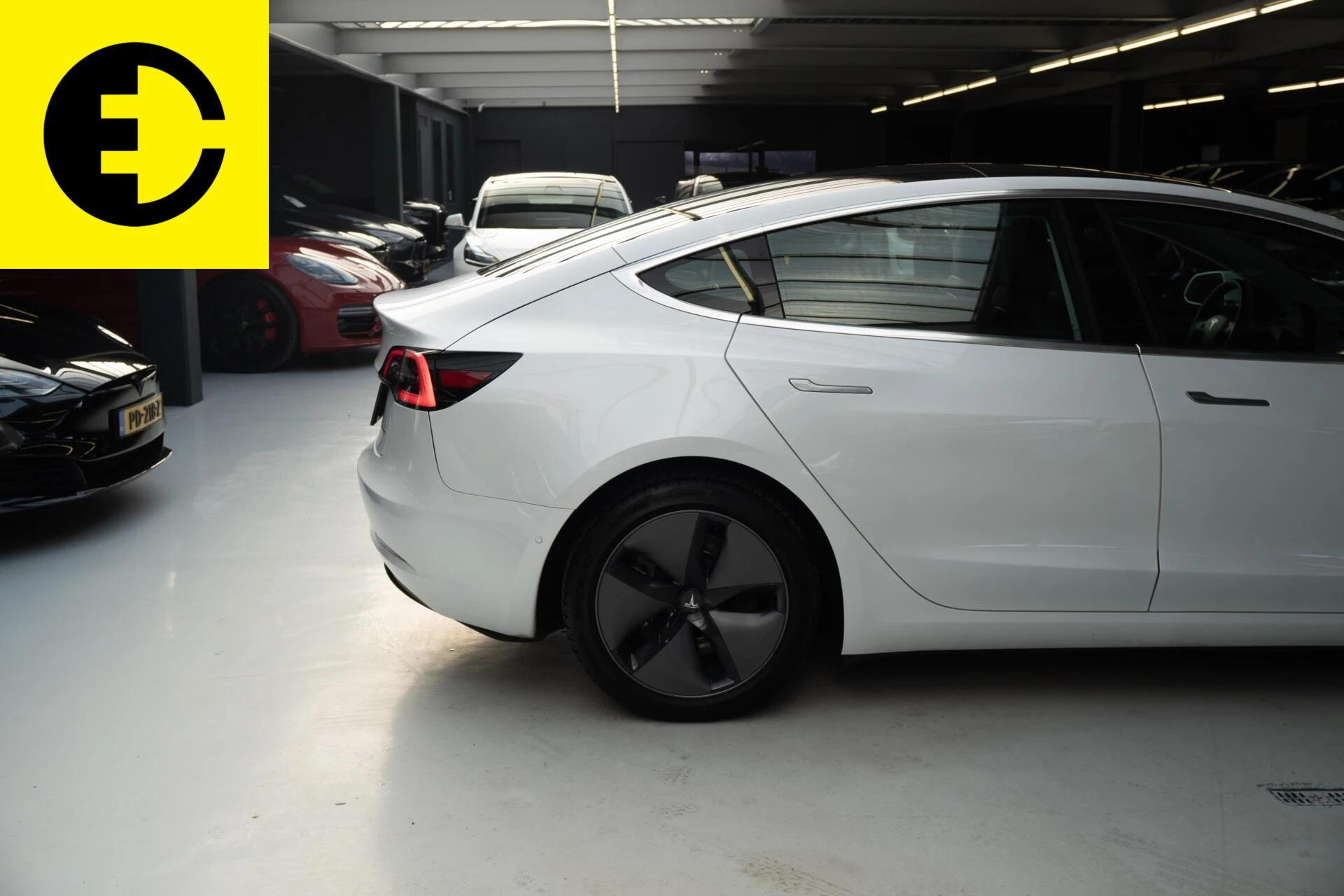 Hoofdafbeelding Tesla Model 3