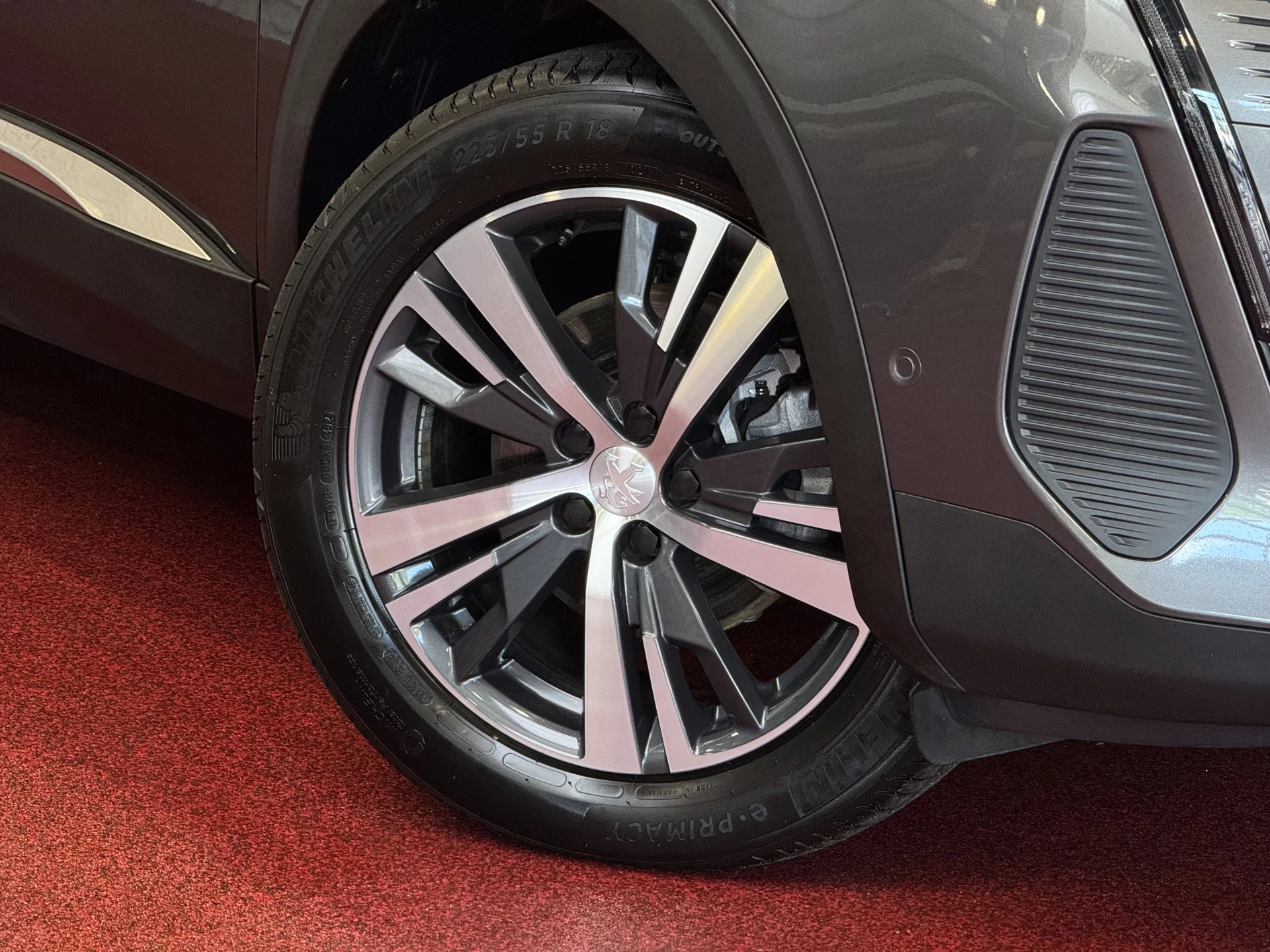 Hoofdafbeelding Peugeot 5008