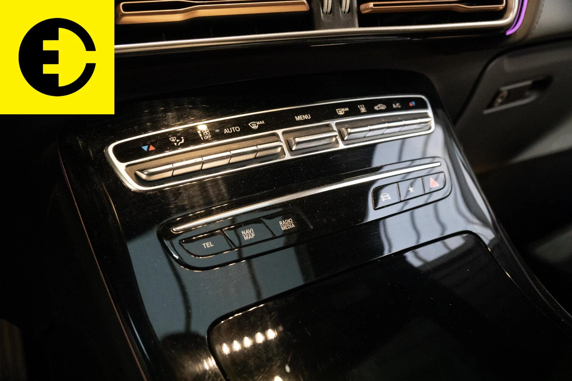 Hoofdafbeelding Mercedes-Benz EQC