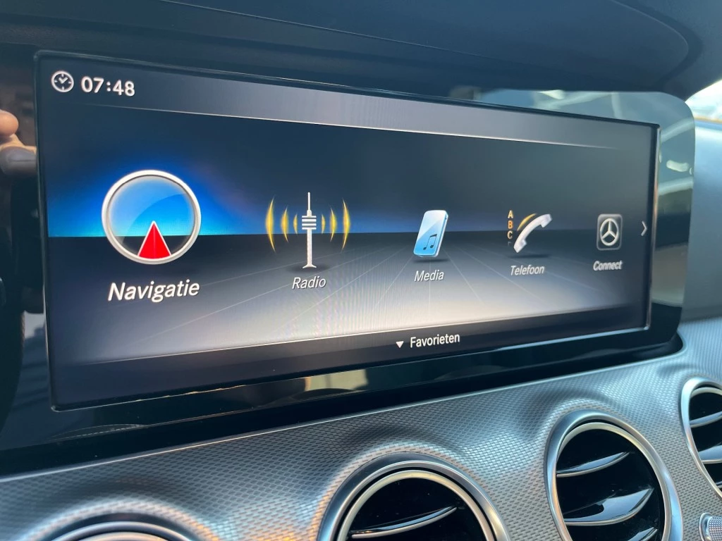 Hoofdafbeelding Mercedes-Benz E-Klasse