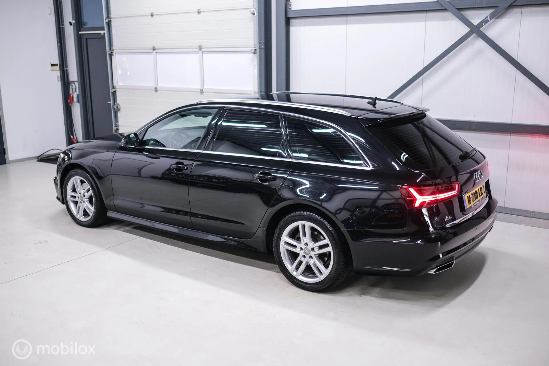 Hoofdafbeelding Audi A6