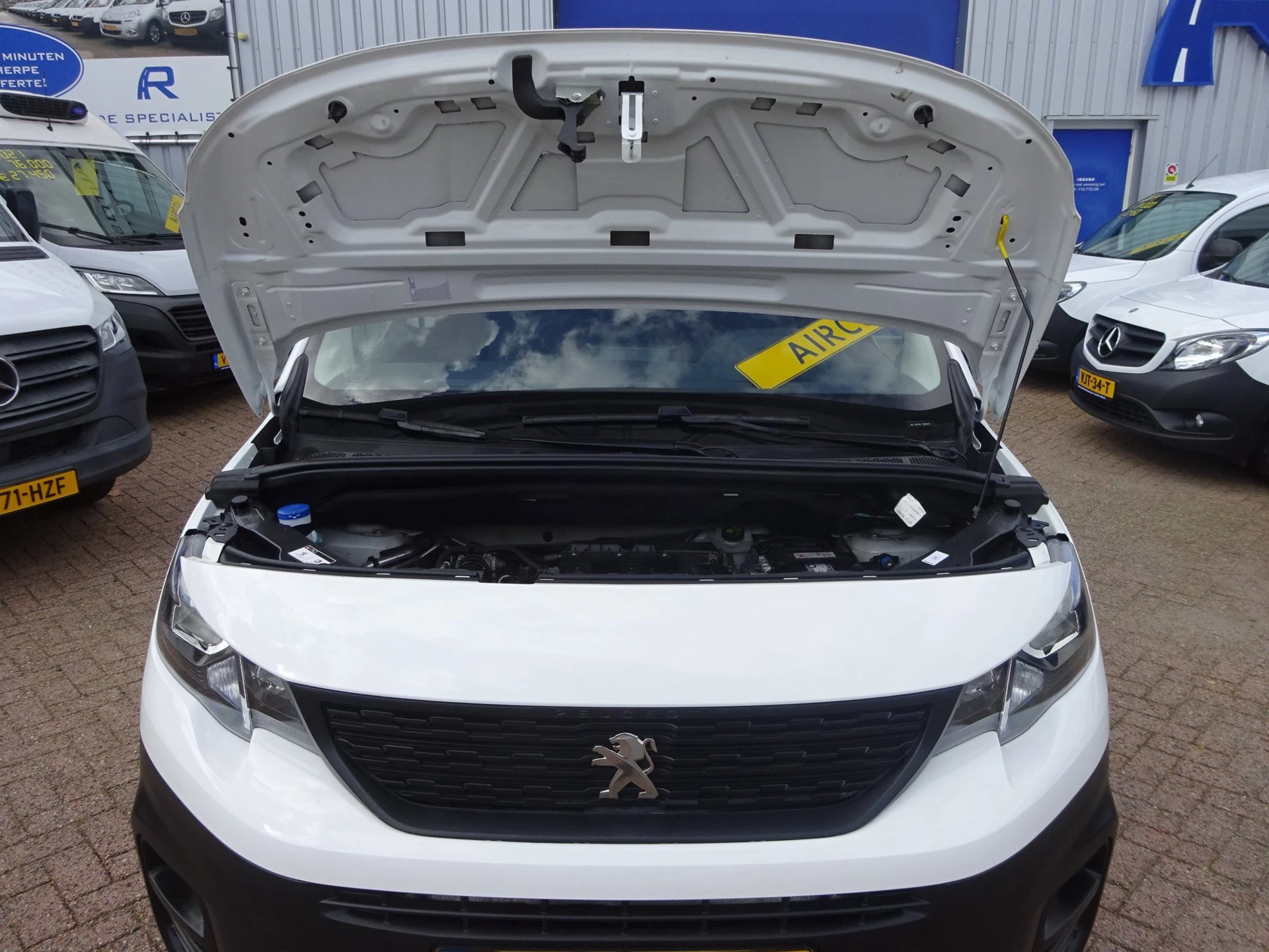 Hoofdafbeelding Peugeot Partner