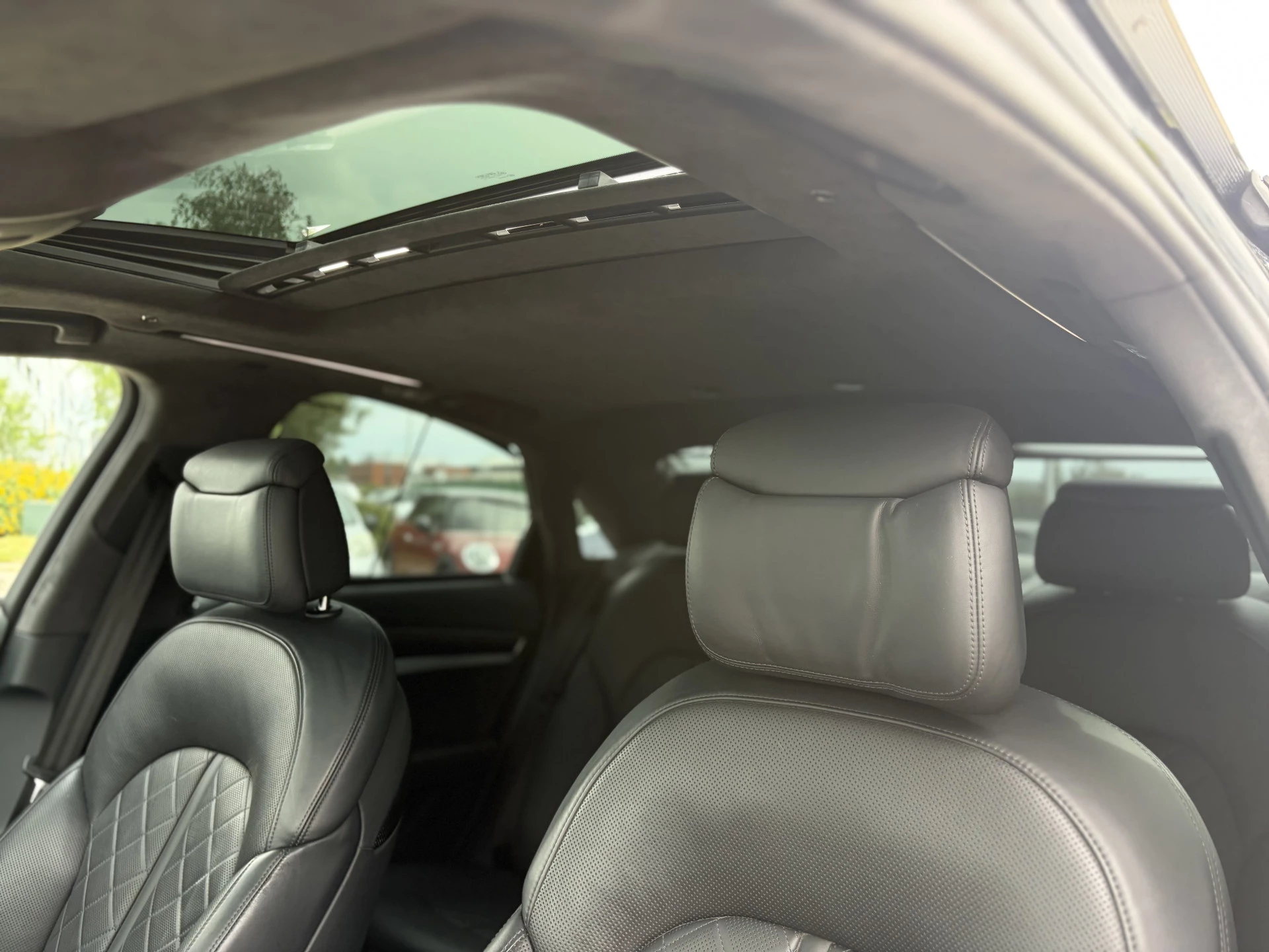 Hoofdafbeelding Audi A8