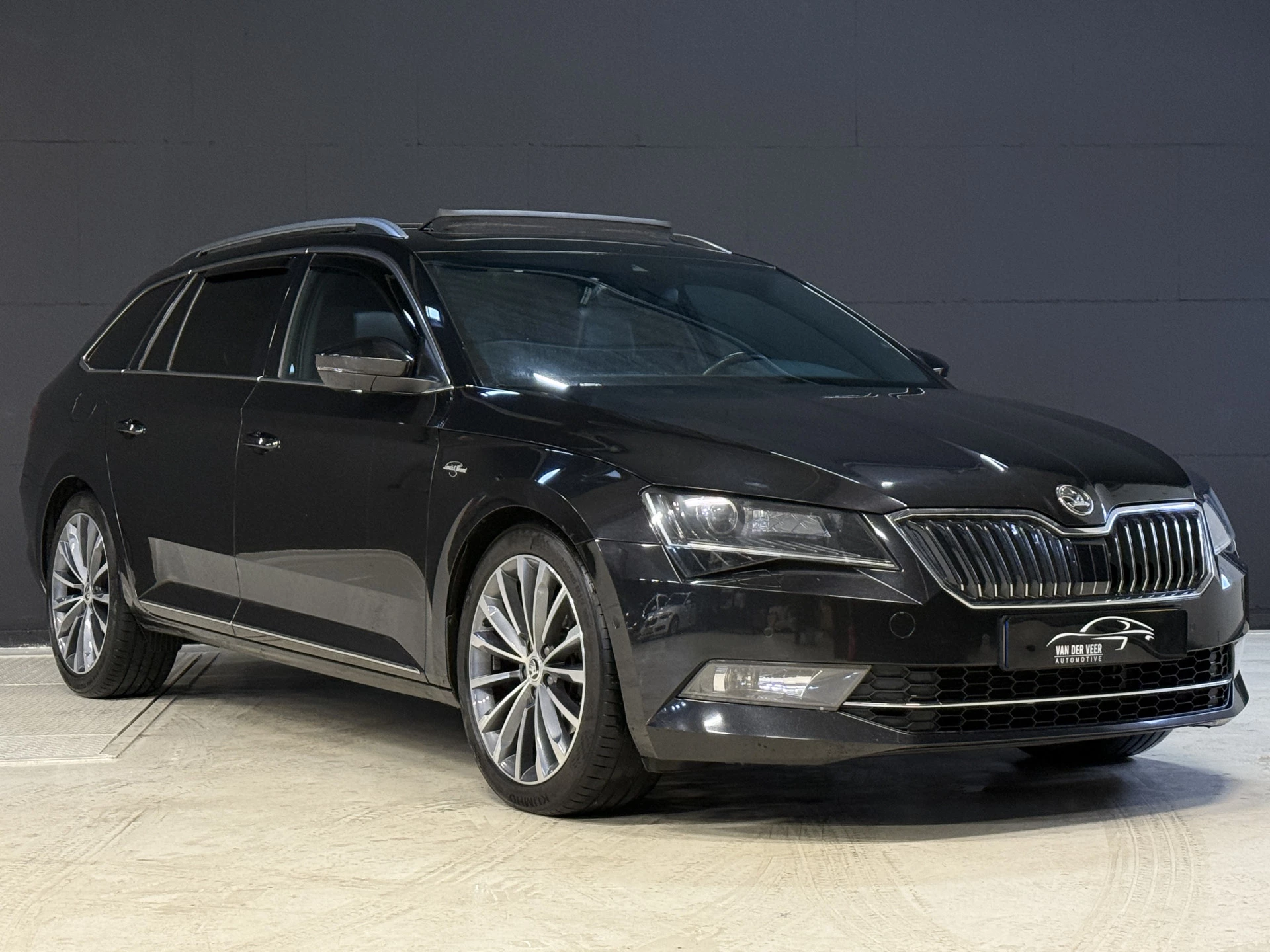 Hoofdafbeelding Škoda Superb