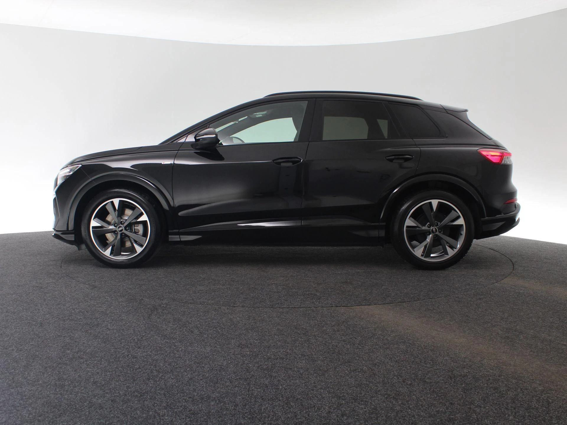 Hoofdafbeelding Audi Q4 e-tron