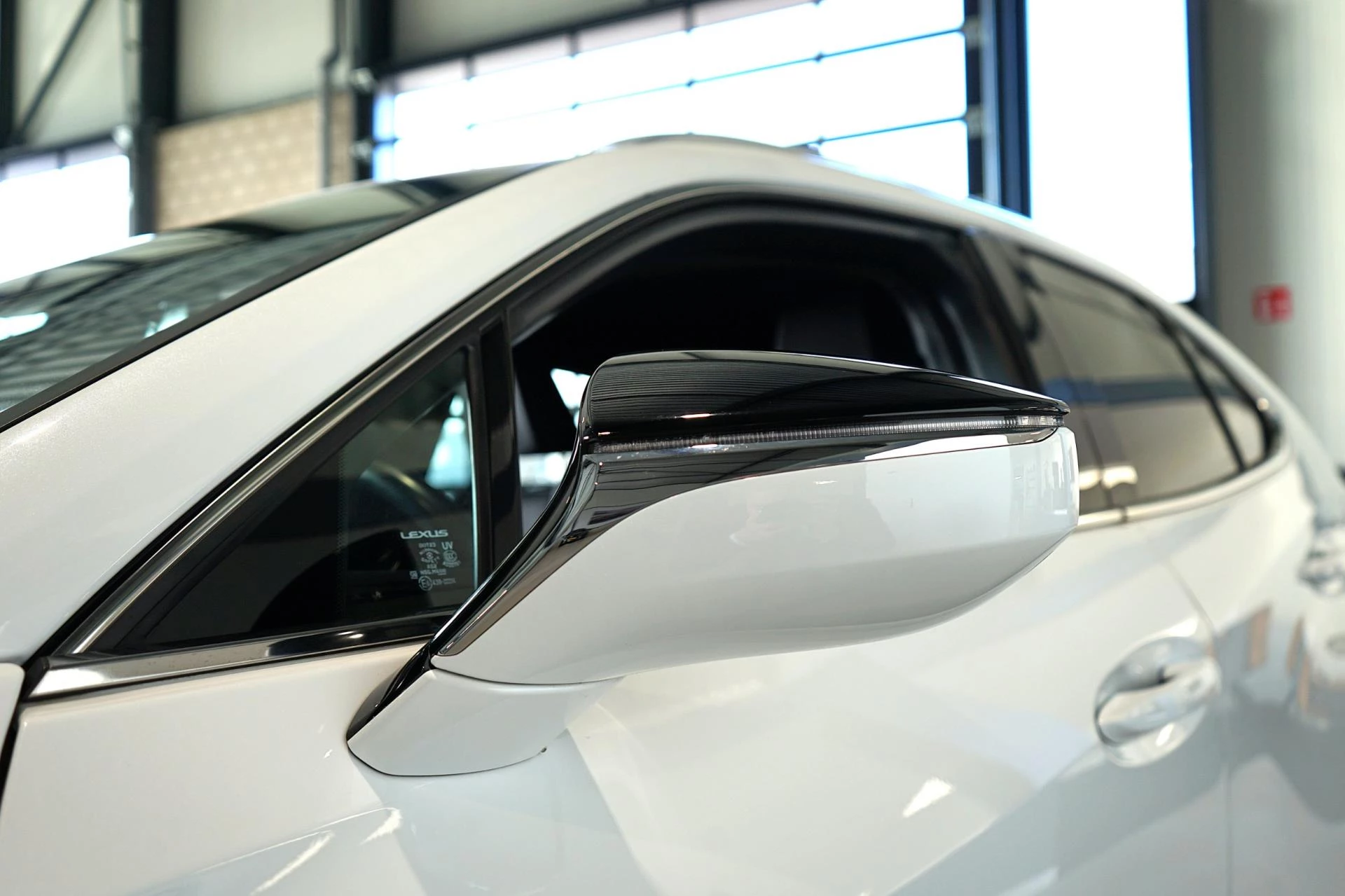 Hoofdafbeelding Lexus UX