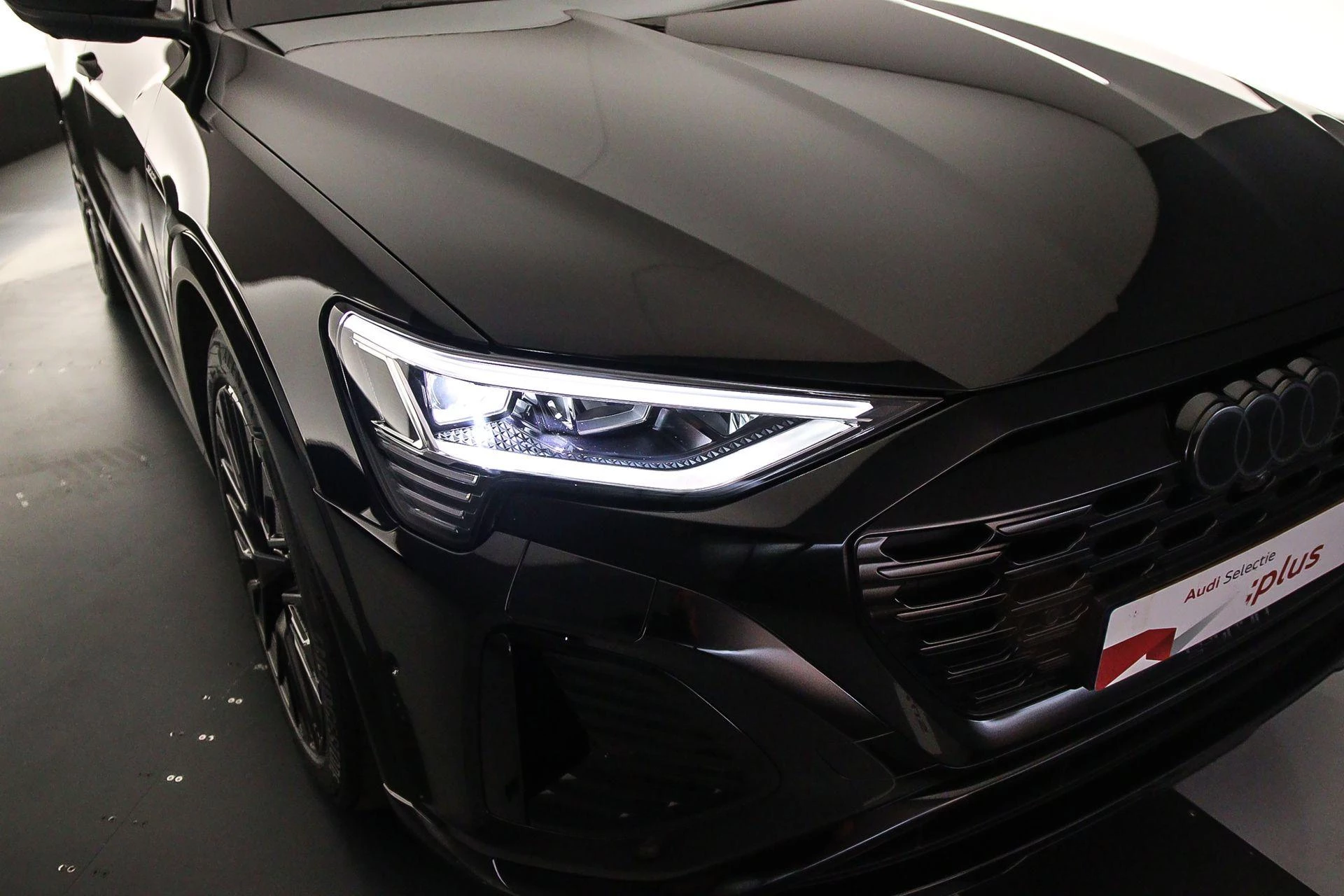 Hoofdafbeelding Audi Q8 Sportback e-tron
